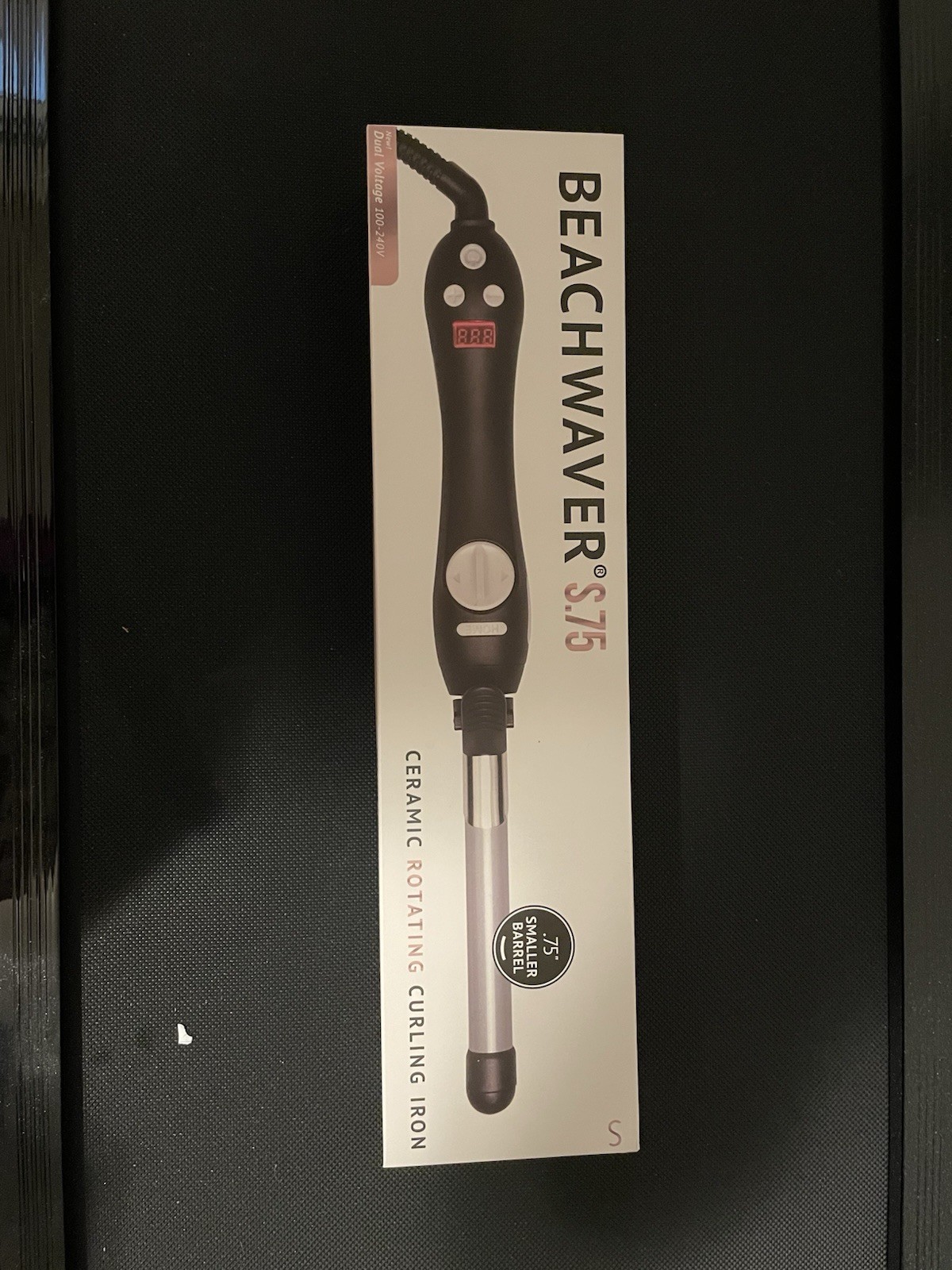 Beachwaver S.75 Ceramic Rotating Curling Iron Black (Brand New - open box) Beachwaver S.75 Ceramic Rotating Curling Iron Black (Brand New - open box)