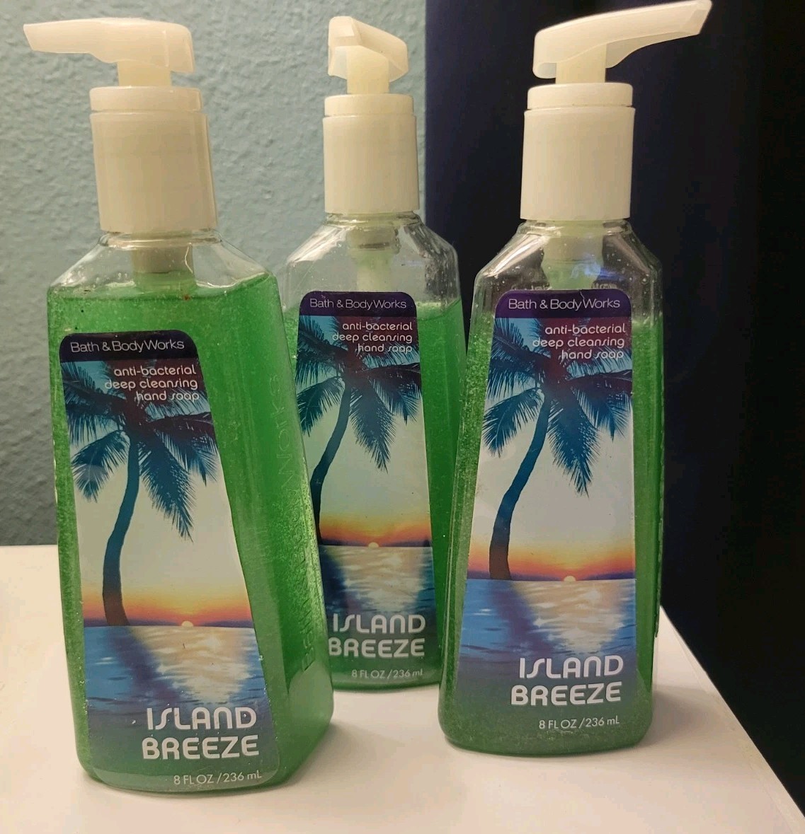 Y2k Bath & Body Works Island Breeze Antibacterial Hand Soap Summer Lot 3 RETIRED
