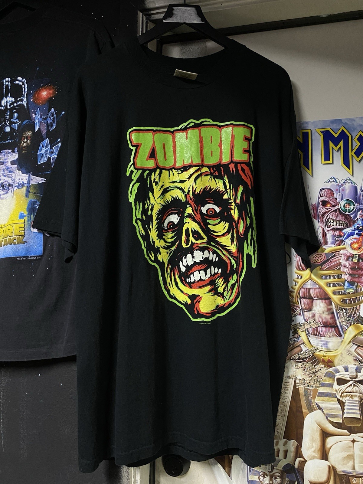 Vintage 90’s Rob Zombie Band T-Shirt Rare Vtg Glows In Dark Tee Size XLarge Vintage 90’s Rob Zombie Band T-Shirt Rare Vtg Glows In Dark Tee Size XLarge