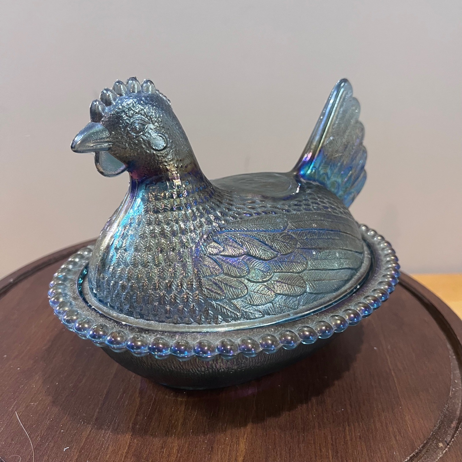 Vtg Indiana Glass Blue Carnival Glass Hen on Nest Iridescent Beaded Dish 6\