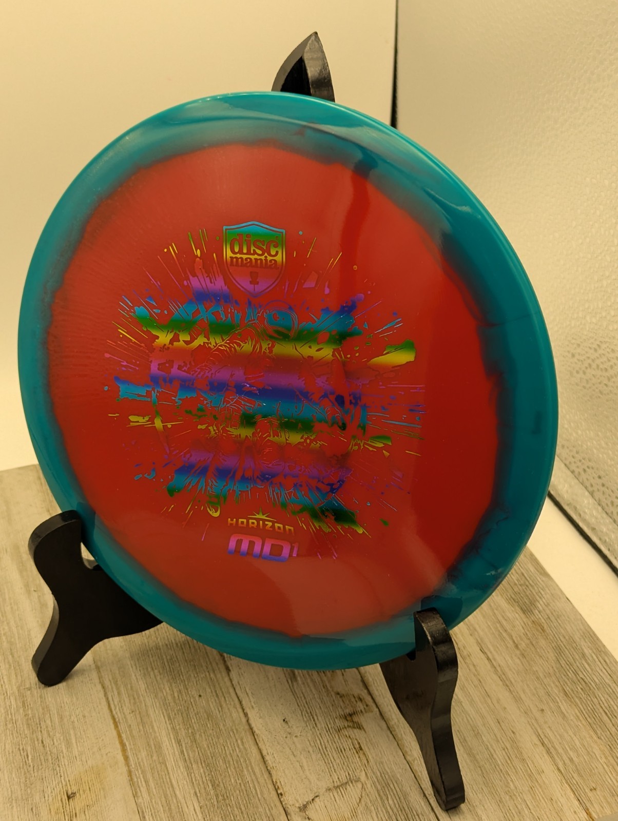 New Discmania MD1 S-Line Horizon Midrange Disc Golf Disc 178g Astronaut Stamp 