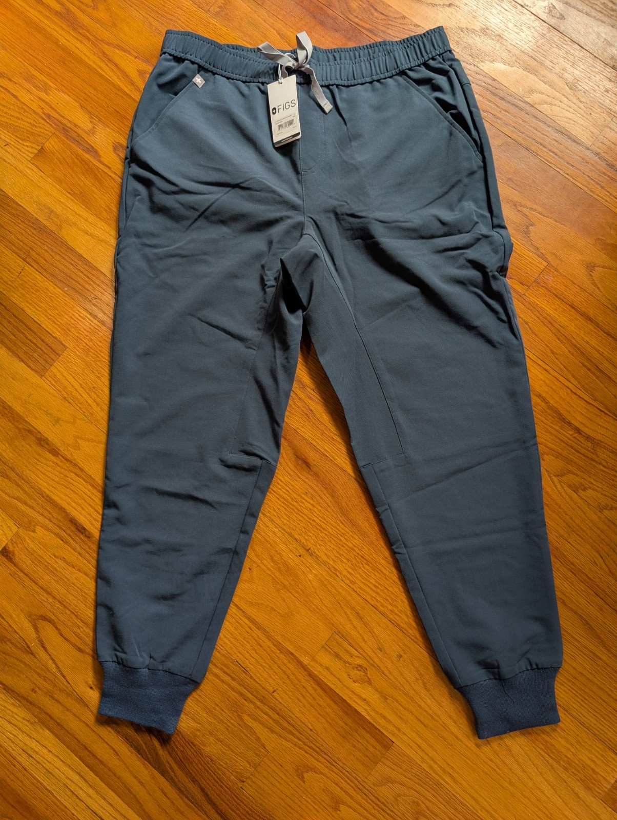 Figs Technical Collection Scrub Pants Dark Harbor Blue Tansen Jogger XLShort NWT Figs Technical Collection Scrub Pants Dark Harbor Blue Tansen Jogger XLShort NWT