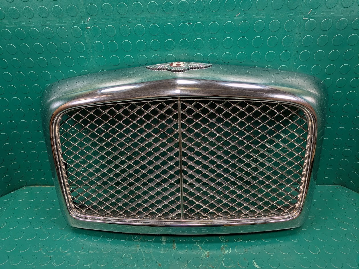 2002-2006 Bentley Arnage Front Grille Silver OEM 0098