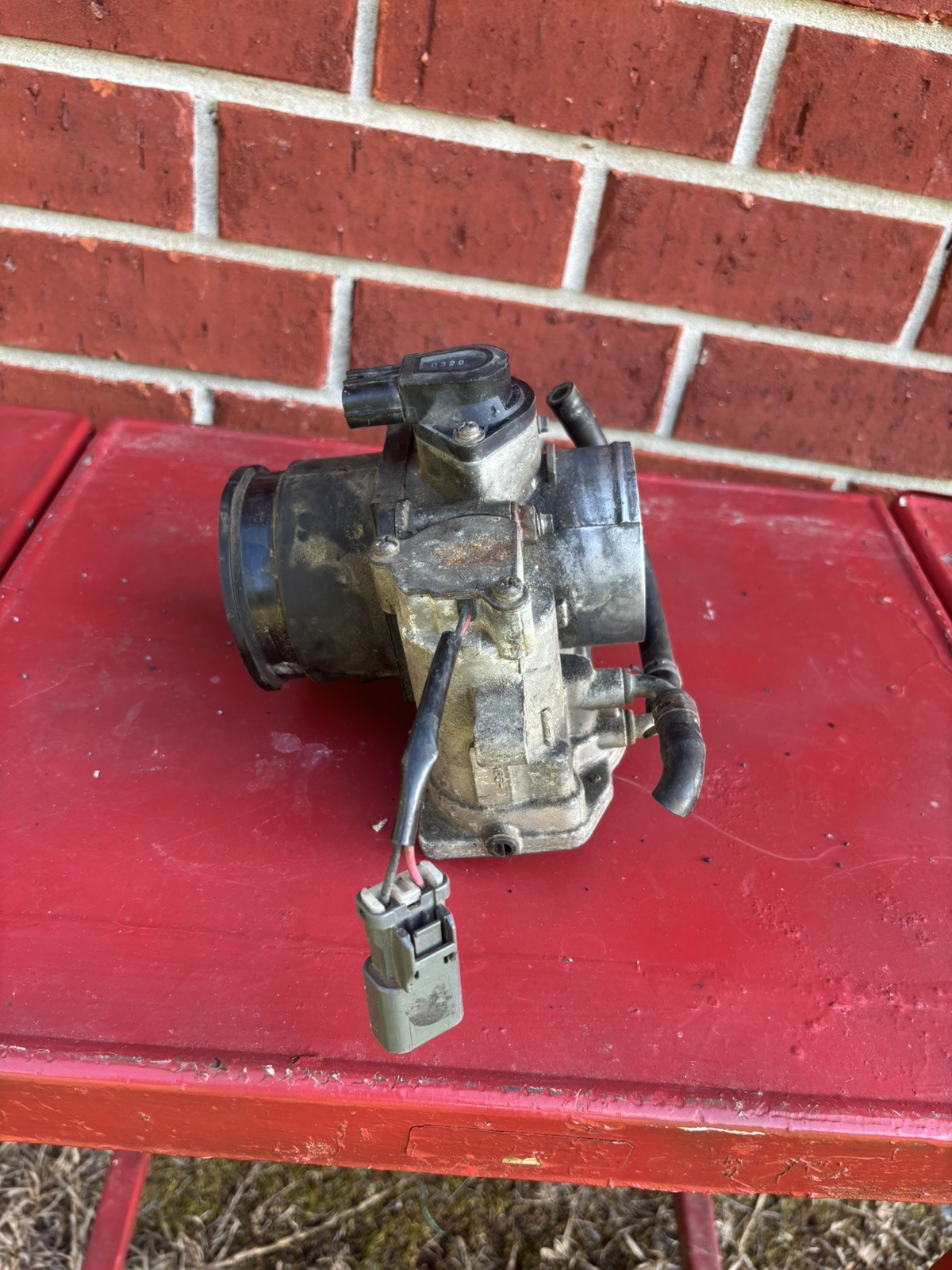 2000 - 2003 Acura CL Automatic V6 Inner Throttle Body OEM