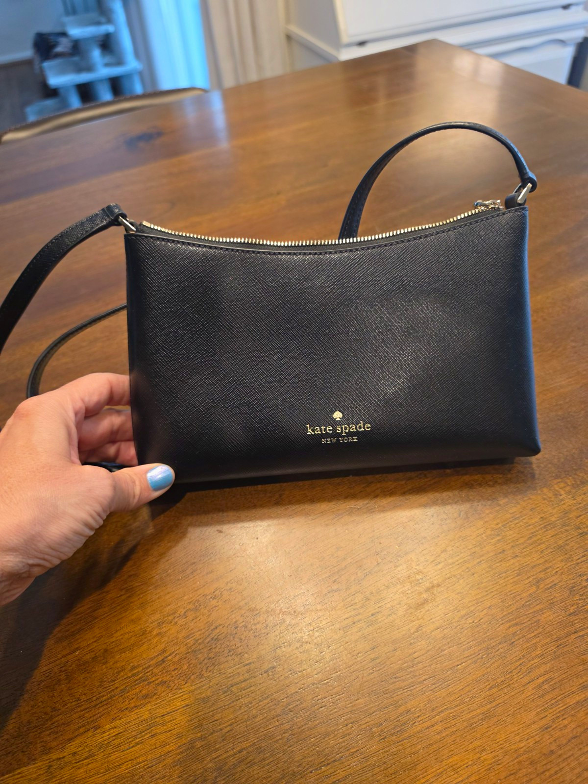 kate spade new york Small Black Zip Crossbody Bag, Detachable Strap Gold kate spade new york Small Black Zip Crossbody Bag, Detachable Strap Gold