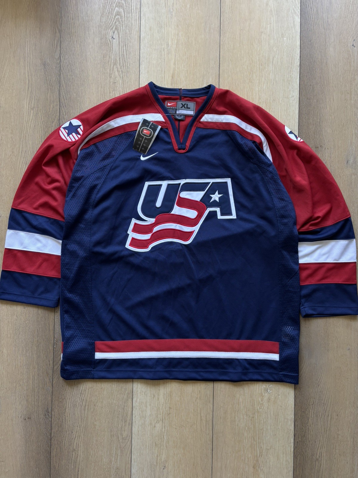 Nike Team USA 2002 Men\'s Hockey Jersey, Size XLarge Authentic NWT