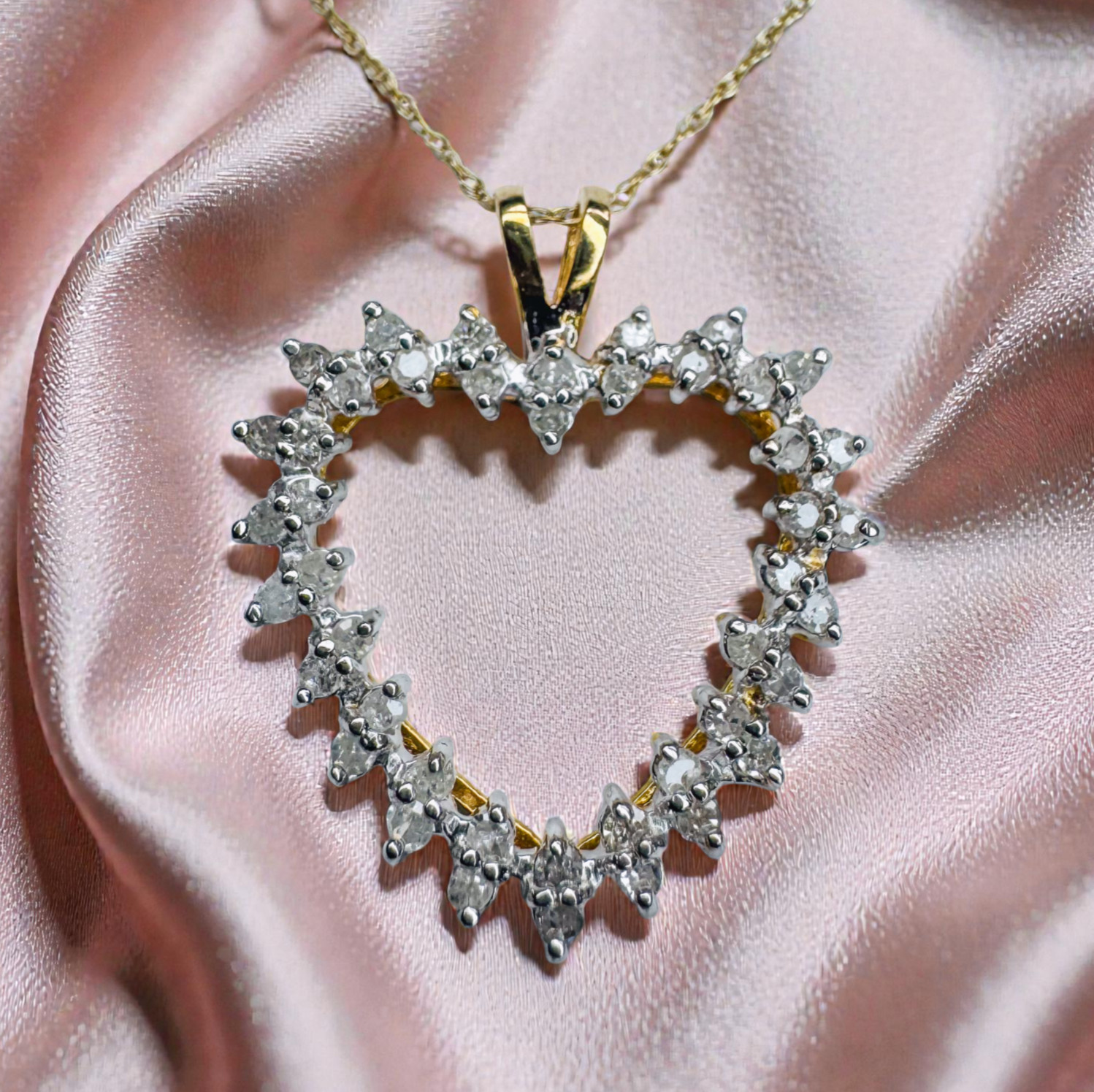 10K Gold Natural Halo Diamond Heart Necklace - 18\