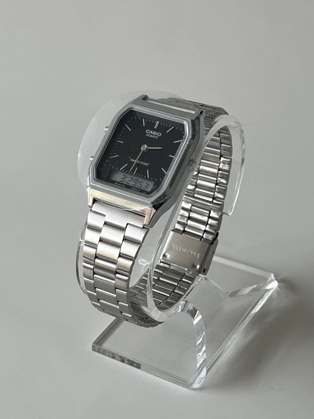 Casio Collection Unisex Adult Black Dial Analog & Digital Watch AQ-230A-1D Casio Collection Unisex Adult Black Dial Analog & Digital Watch AQ-230A-1D