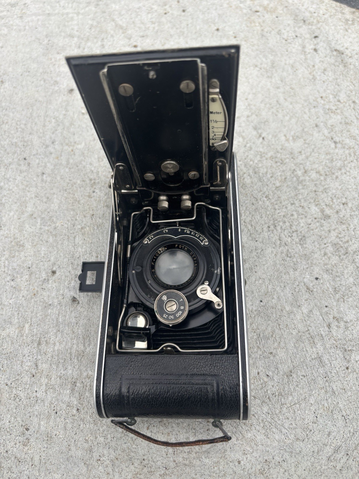 This is a vintage Foth Doppel folding pocket camera, produced in Germany