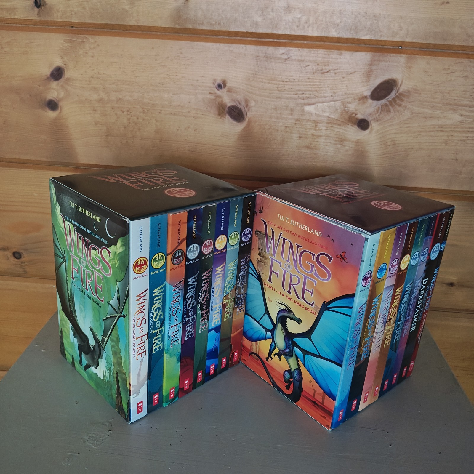 Wings of Fire by Tui T. Sutherland Books 1-18 Complete Set Wings of Fire by Tui T. Sutherland Books 1-18 Complete Set