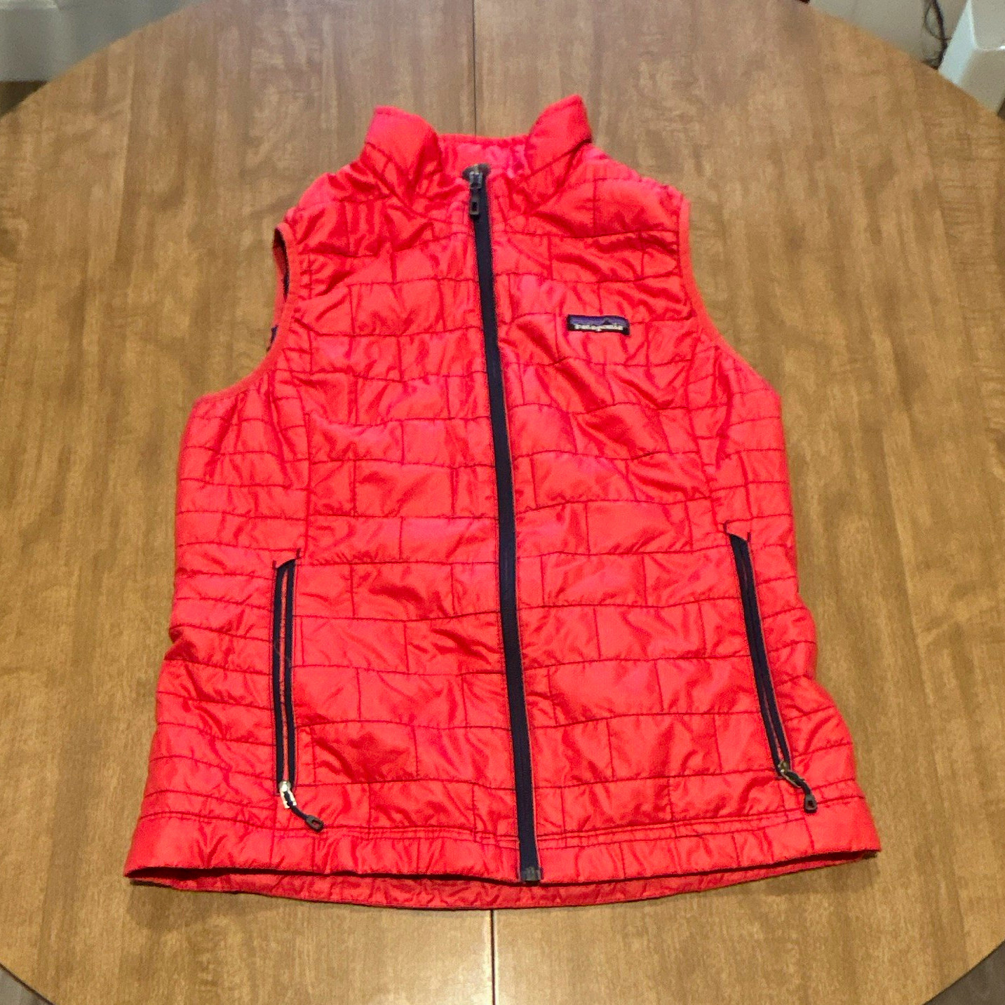 Patagonia Women\'s Orange Solid Full Zip Vest Polyester Shell Regular Fit M Patagonia Women\'s Orange Solid Full Zip Vest Polyester Shell Regular Fit M