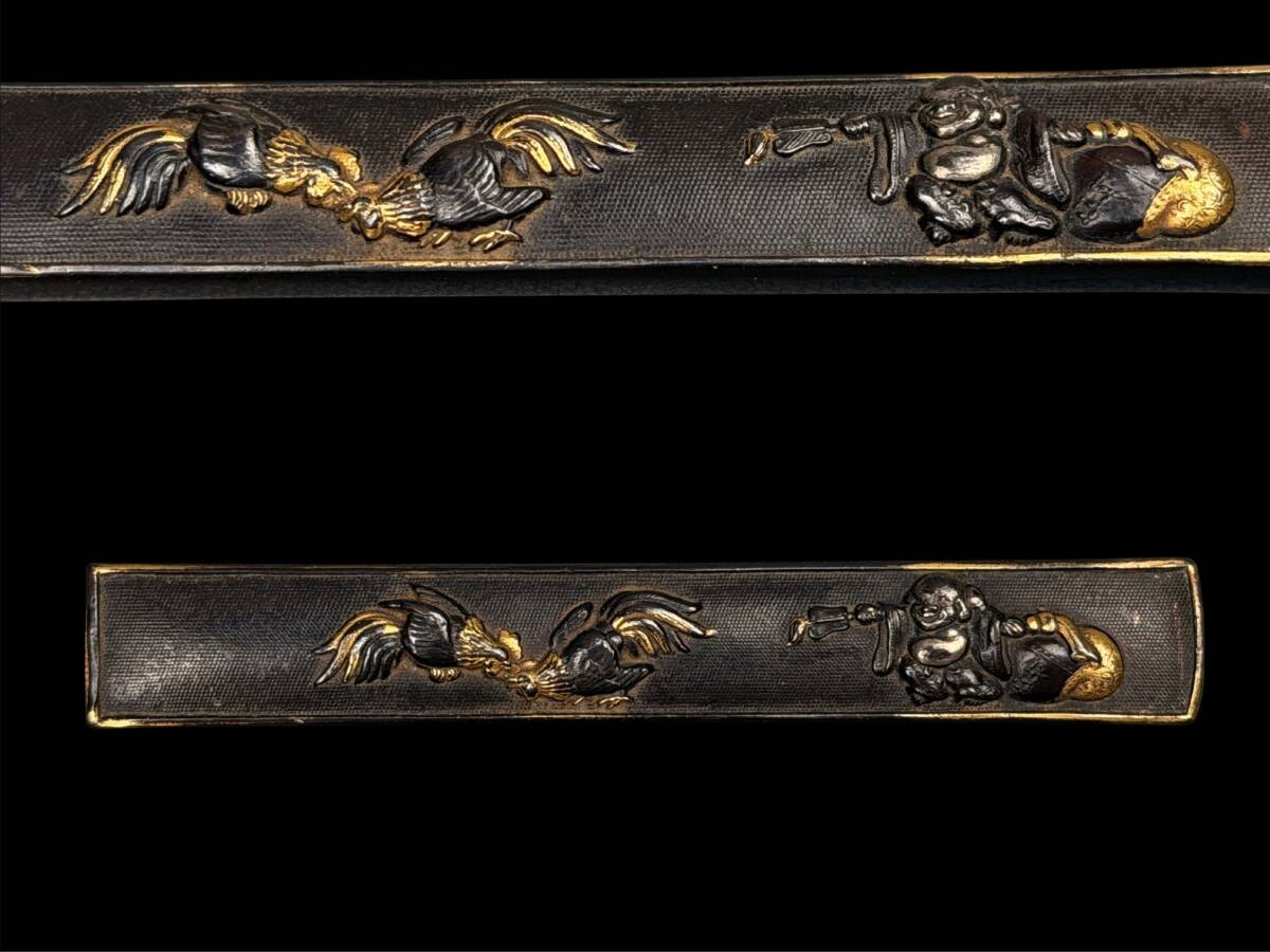 Japanese Edo Kozuka Rooster Hotei Nanako Gold Iroe Takaniku-bori Antique
