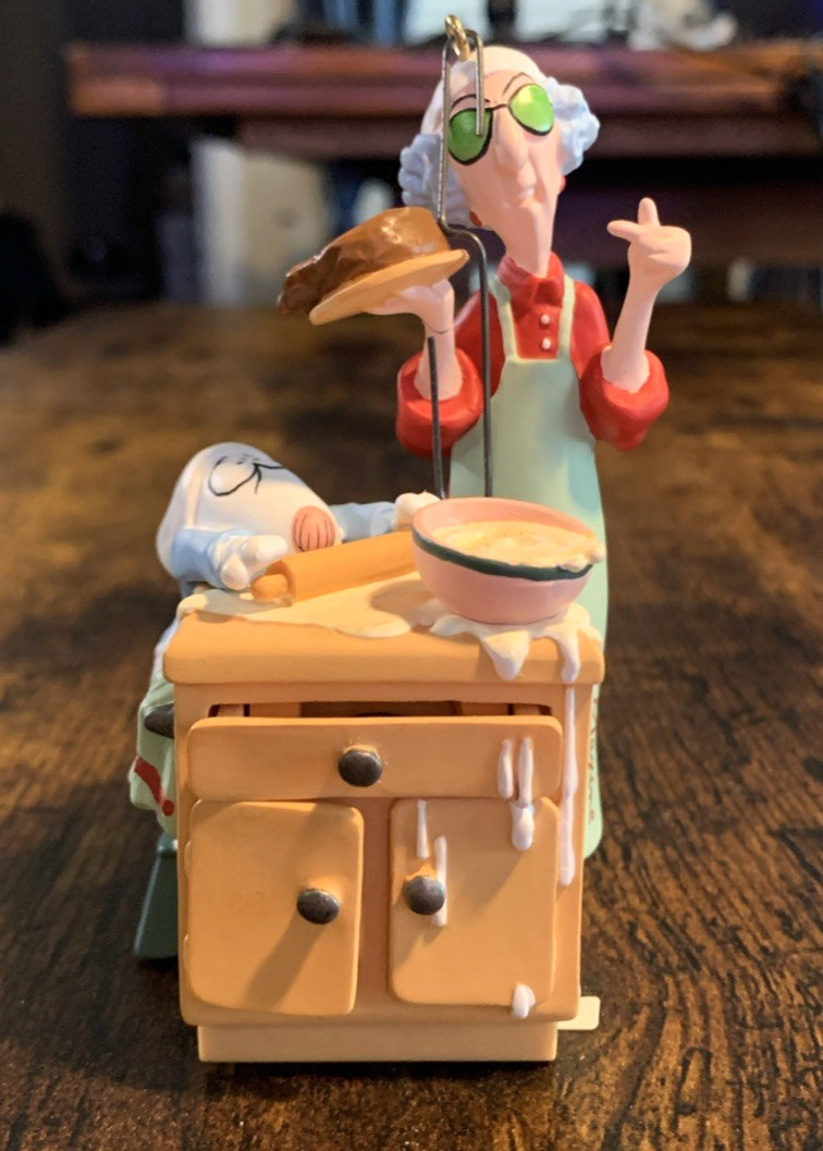 Hallmark 2006 Maxine Bakes Ornament Rare Limited John Wagner Sound