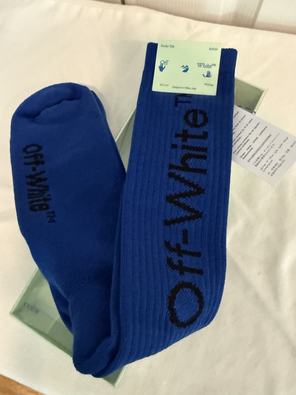 NIB Off White Arrow Socks In Blue and Black O/S