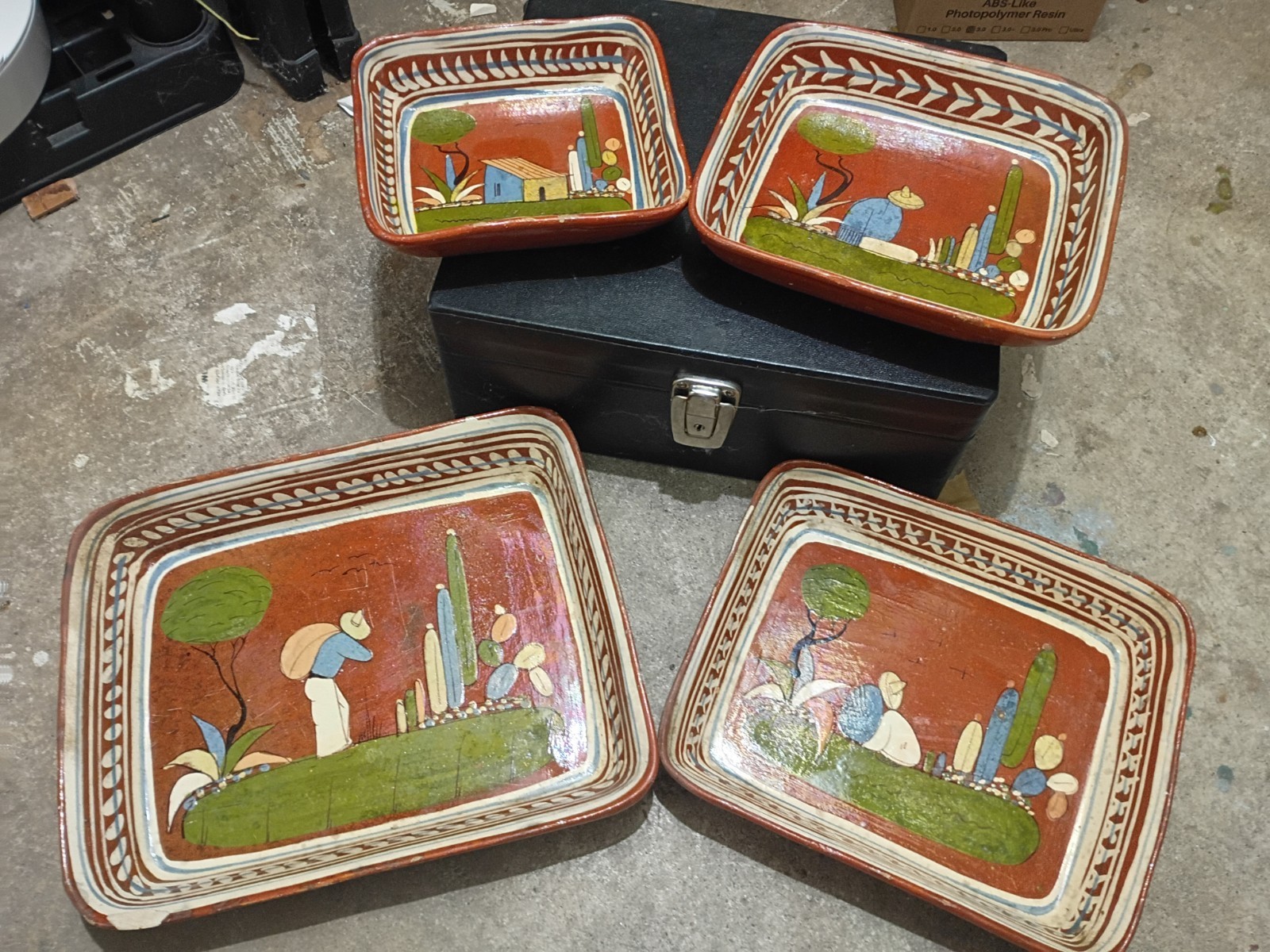 VTG  Tlaquepaque MEXICO Red Clay Pottery SERVING DISH Set Of 4 Hand Painted