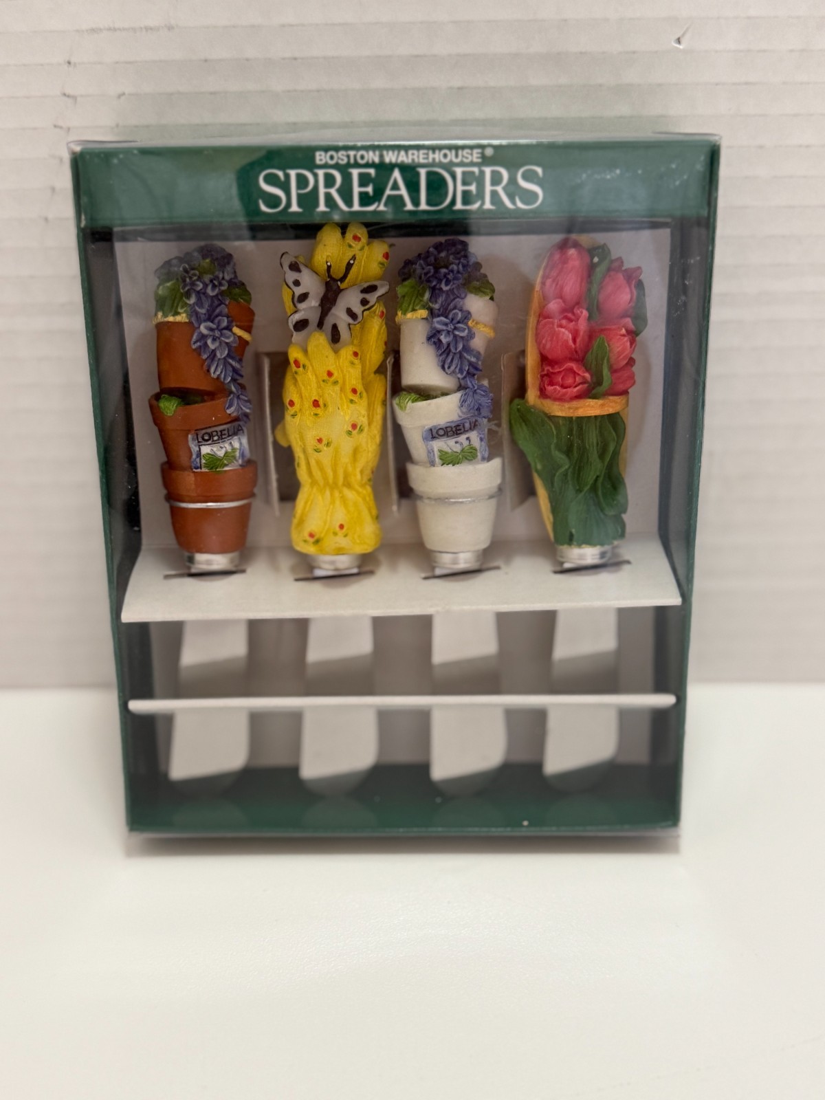 Boston Warehouse Gardening Spreader Set 4 Stainless Steel Vintage 1999 NEW Boston Warehouse Gardening Spreader Set 4 Stainless Steel Vintage 1999 NEW