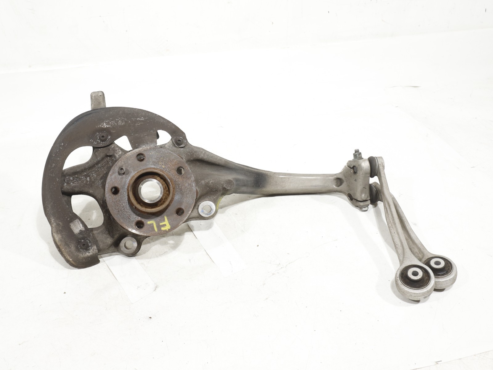 17-18 Porsche Macan 2.0L Front LEFT Spindle Steering Knuckle Hub Assembly OEM