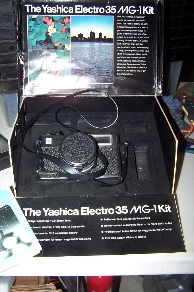 Yashica Vintage Electro 35 MG-1Kit Camera IN BOX