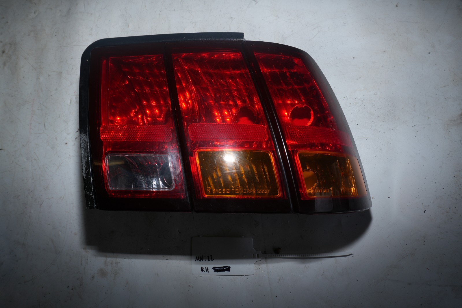 1999-2001 Ford Mustang Cobra Amber Tail Light RH Passenger Side OEM Factory MN 1999-2001 Ford Mustang Cobra Amber Tail Light RH Passenger Side OEM Factory MN
