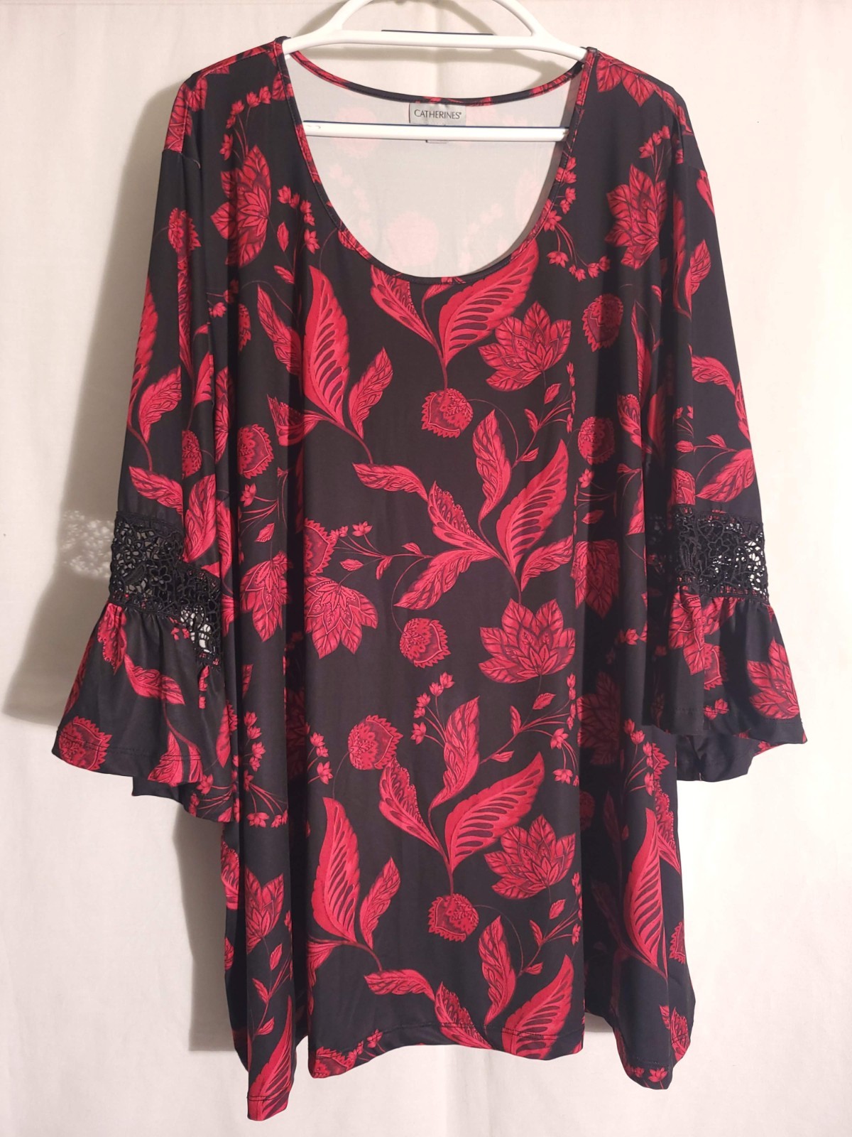 Catherines-Black Red Floral 3/4 Ruffle Bell Lace Sleeve Long Knit Top Tunic-4X