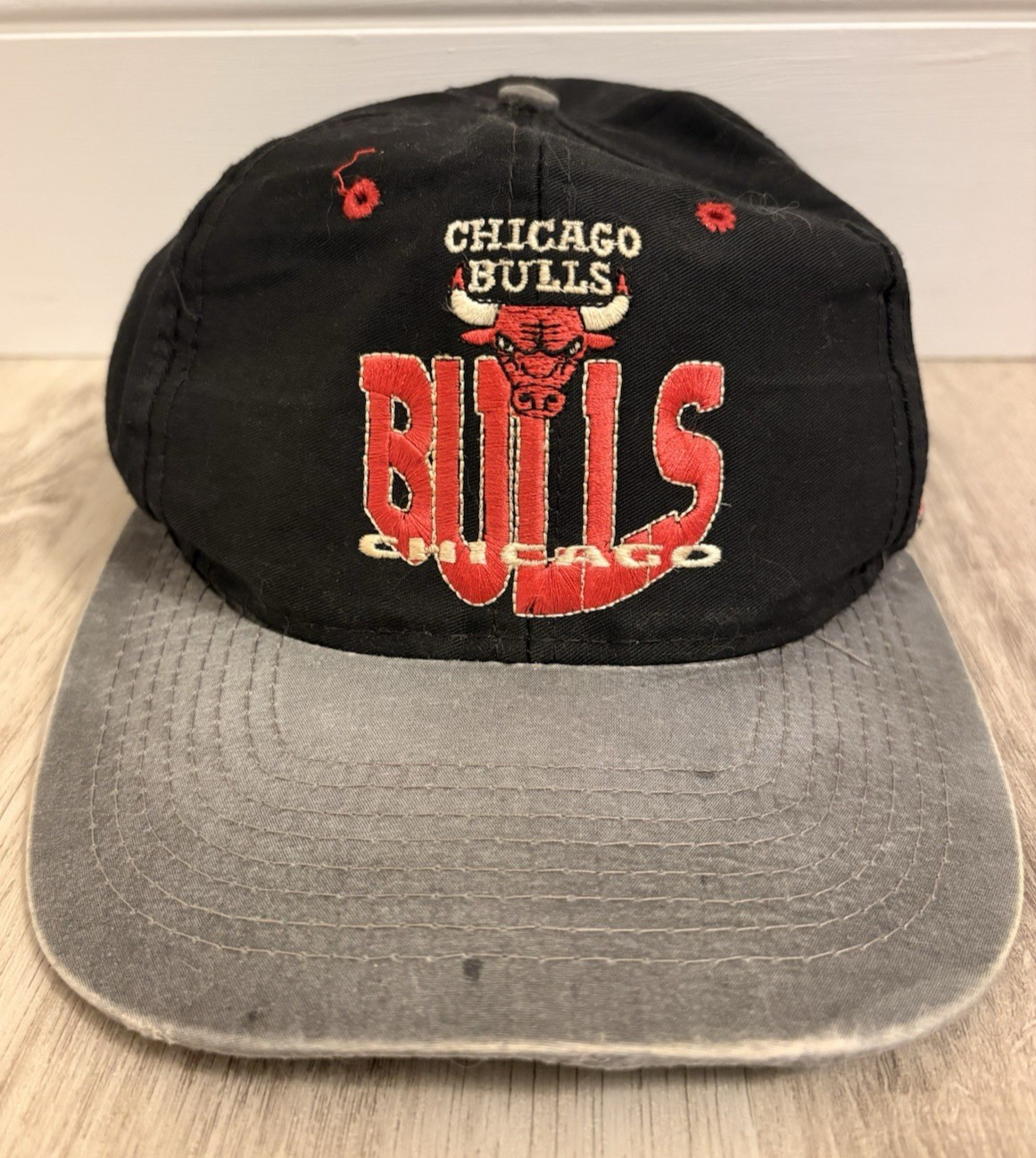 VTG 90s Chicago Bulls Hat Baseball Cap NBA Basketball The Game Snapback Hat Fade