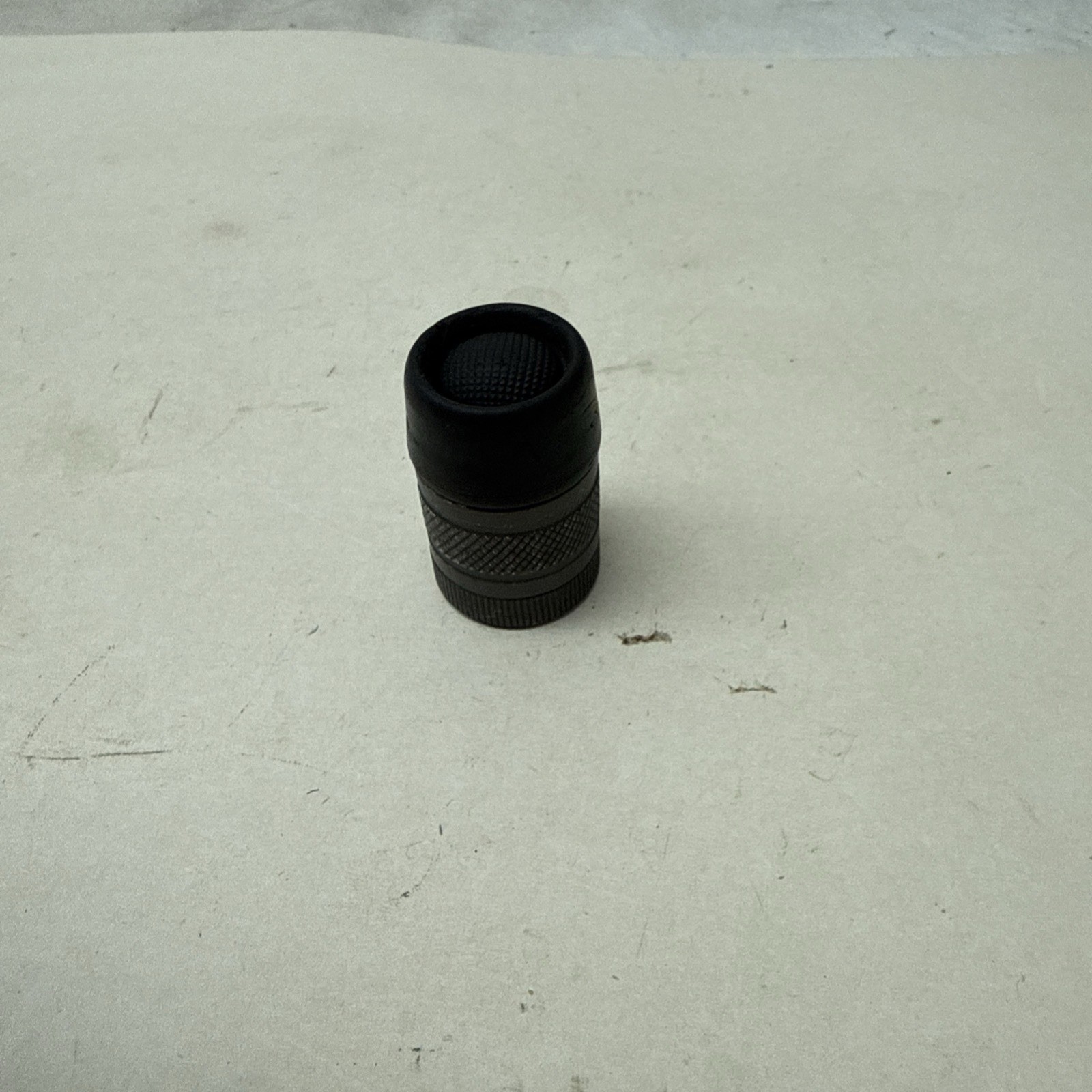RARE Surefire Z49 Pressure Switch Tailcap Millennium 660 M951 M952 M962 6P