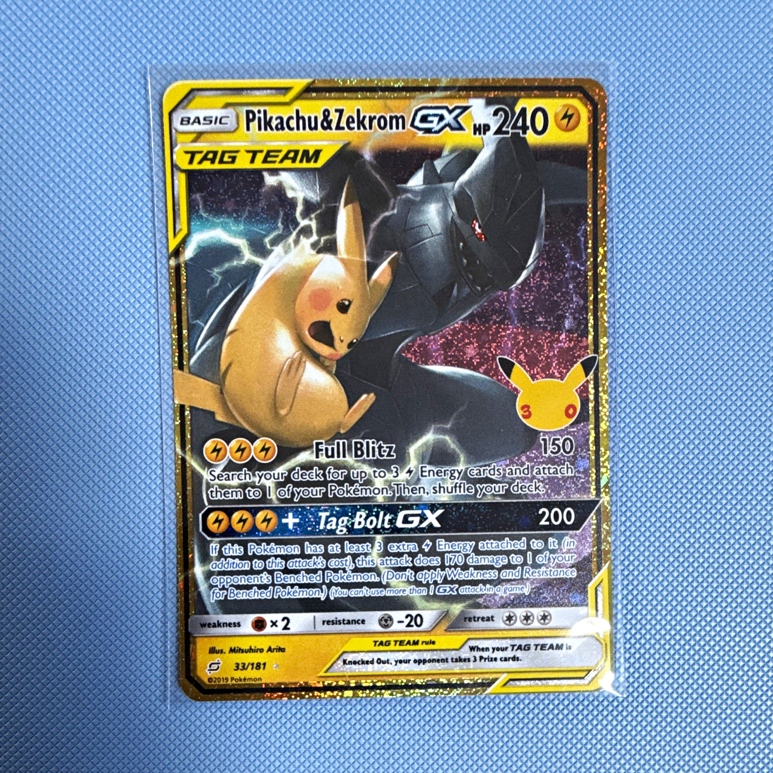 Pokemon Pikachu & Zekrom GX TAG TEAM 30th anniversary 33/181 Holo Pokemon Pikachu & Zekrom GX TAG TEAM 30th anniversary 33/181 Holo