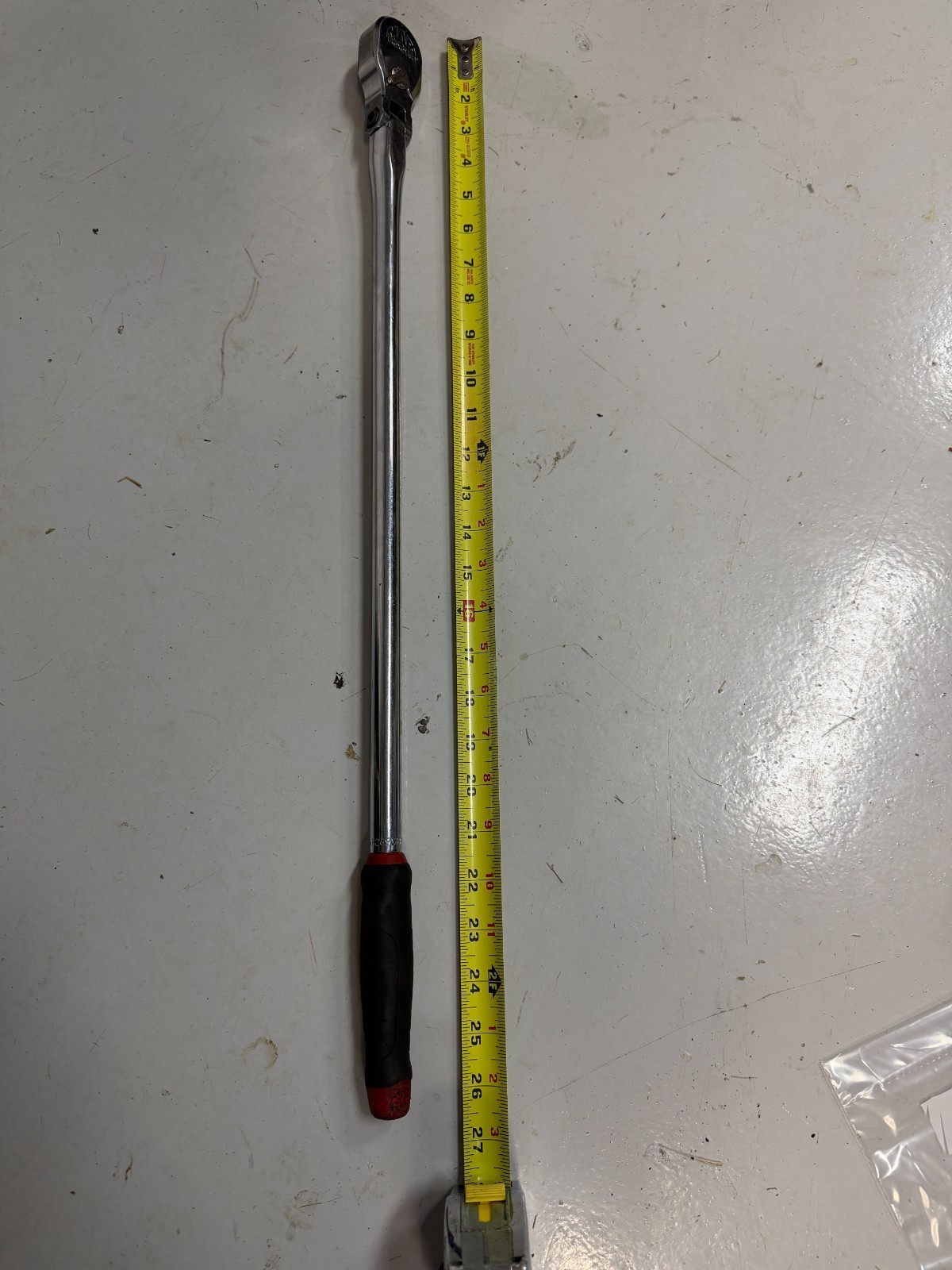 Mac Tools | 1/2” Drive 90-Tooth Flex-Head 26” Comfort-Handle Ratchet VR2690FPA