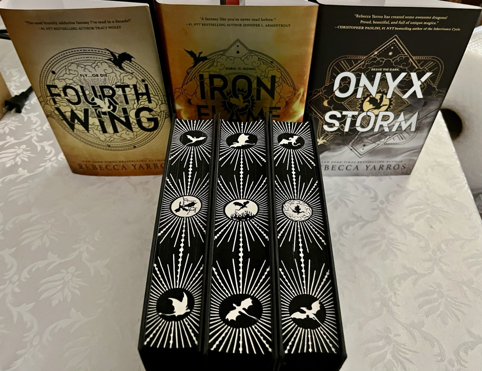 Rebecca Yarros - Fourth Wing/Iron Flame/Onyx Storm HC Set with Sprayed Edges