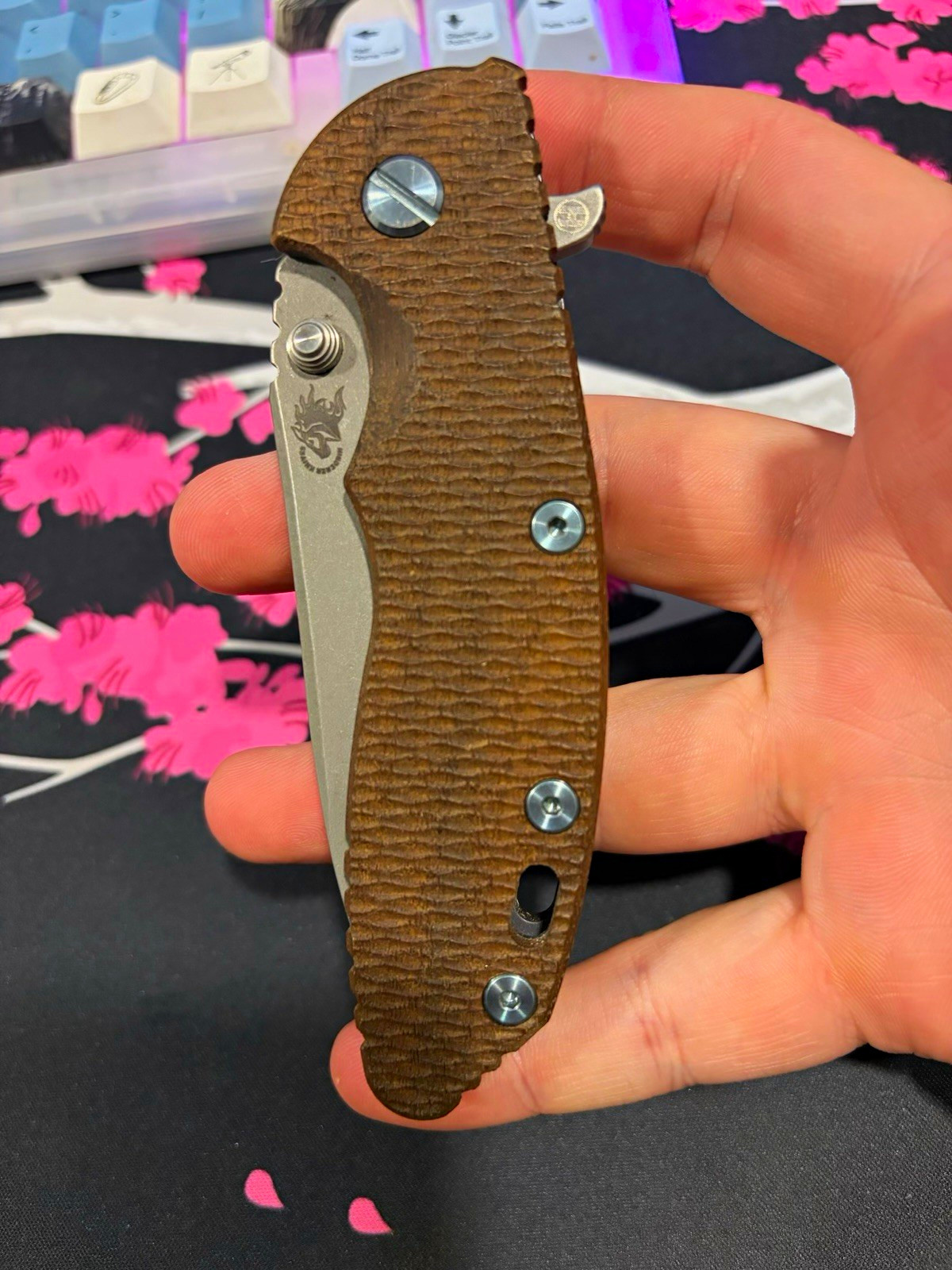 Hinderer XM-18 3.5 S45VN Hollow Grind Slicer Tri-Way Walnut and battle purple 