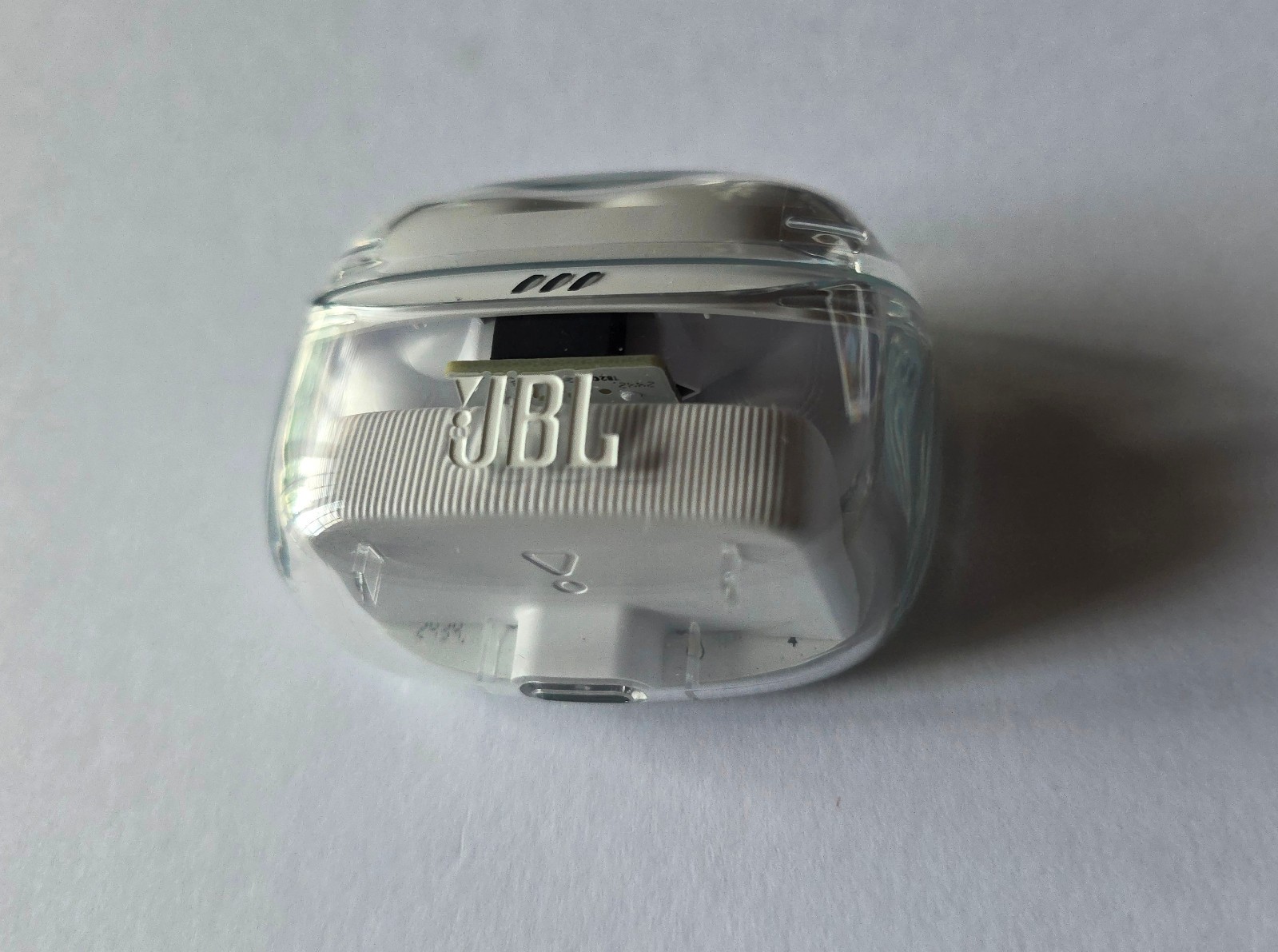 Unused Original GHOST White CHARGING CASE for JBL Tune Buds 2 Wireless Earbuds