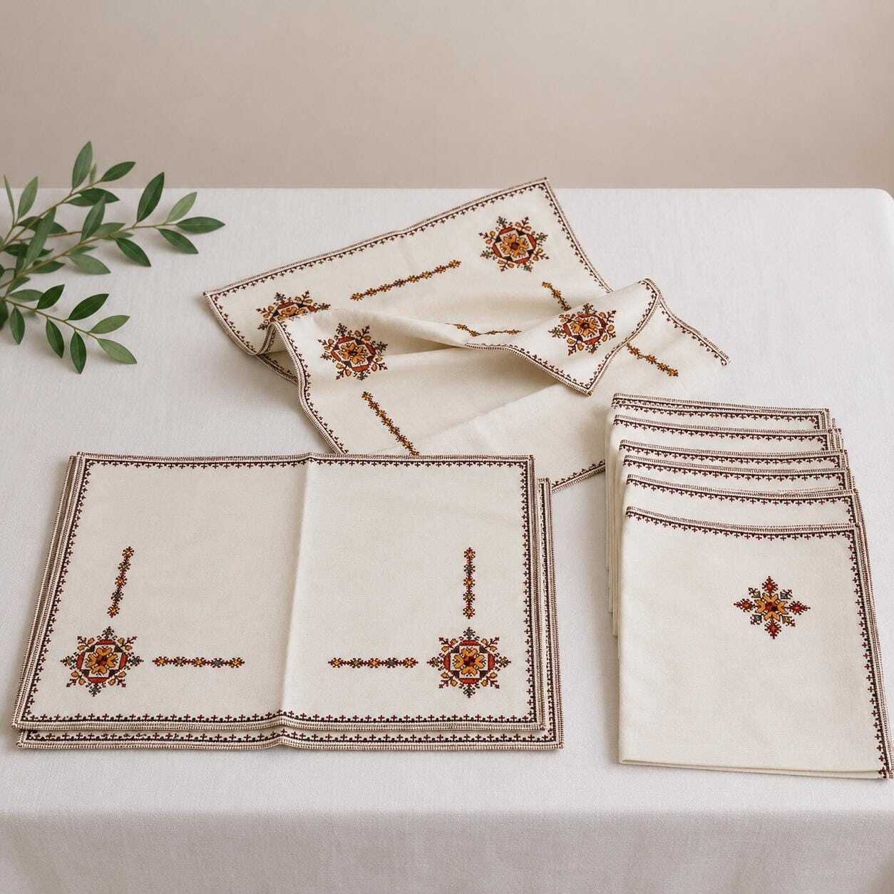 Vintage 17 Pc Ukrainian Balkan Hand Embroidered Linen Table Set Reversible