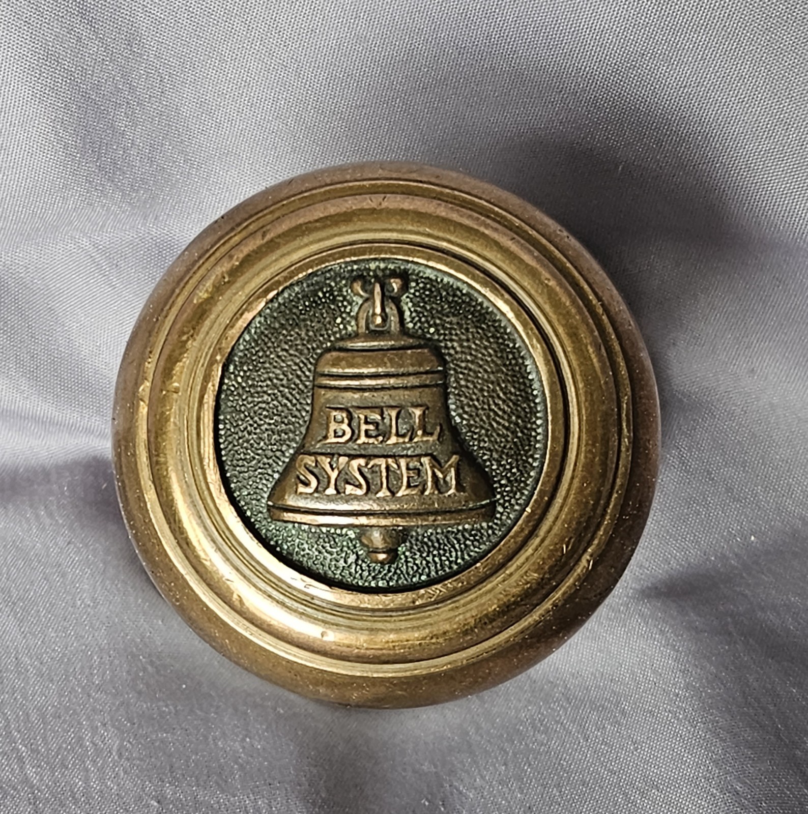 RARE ANTIQUE BELL SYSTEM (AT&T) MARKED BRASS DOOR KNOB ON MARBLE BASE RARE ANTIQUE BELL SYSTEM (AT&T) MARKED BRASS DOOR KNOB ON MARBLE BASE