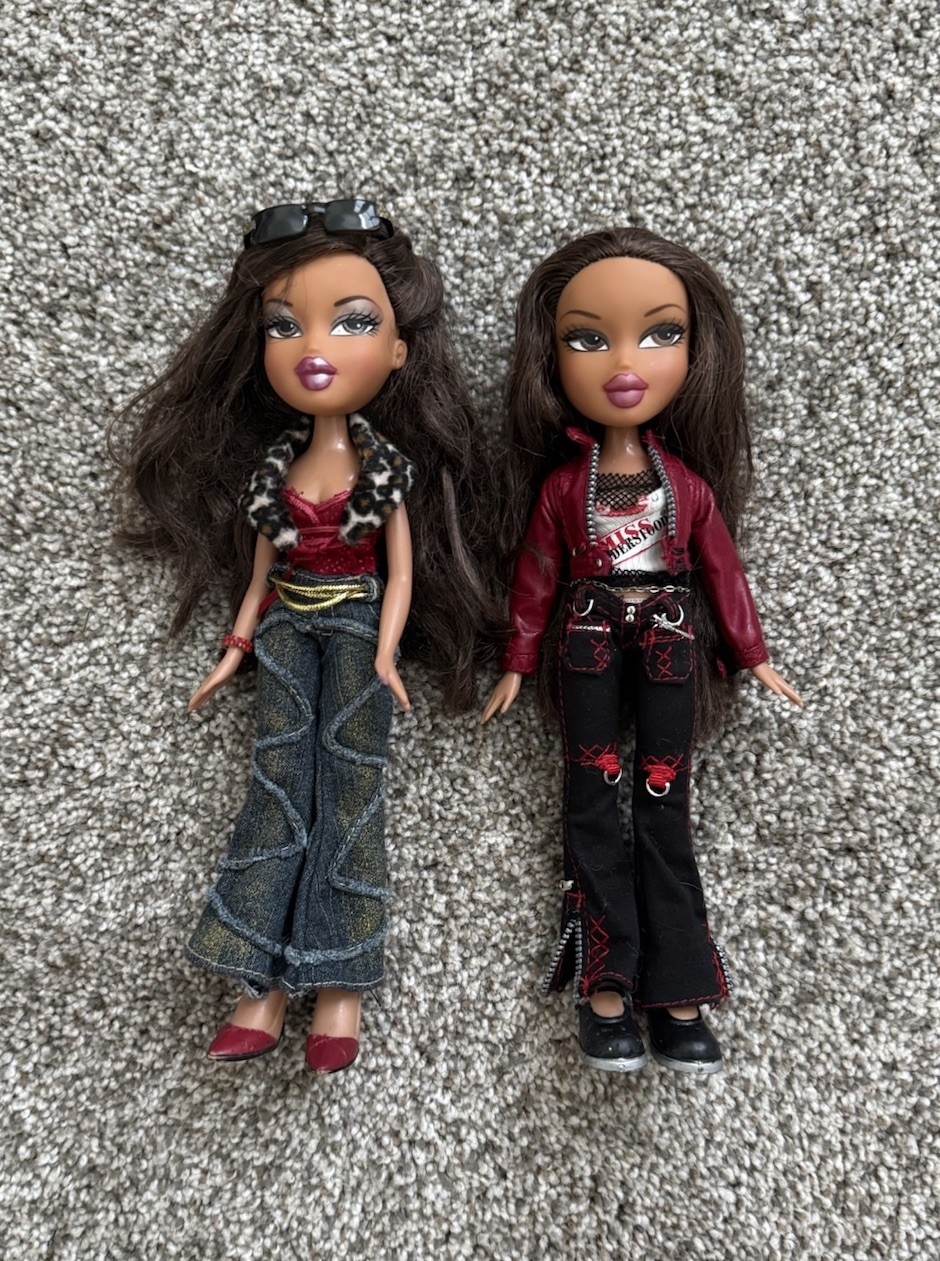 Bratz Twiinz 2nd Edition Nona & Tess Dolls Vintage 2005 - Original Outfits