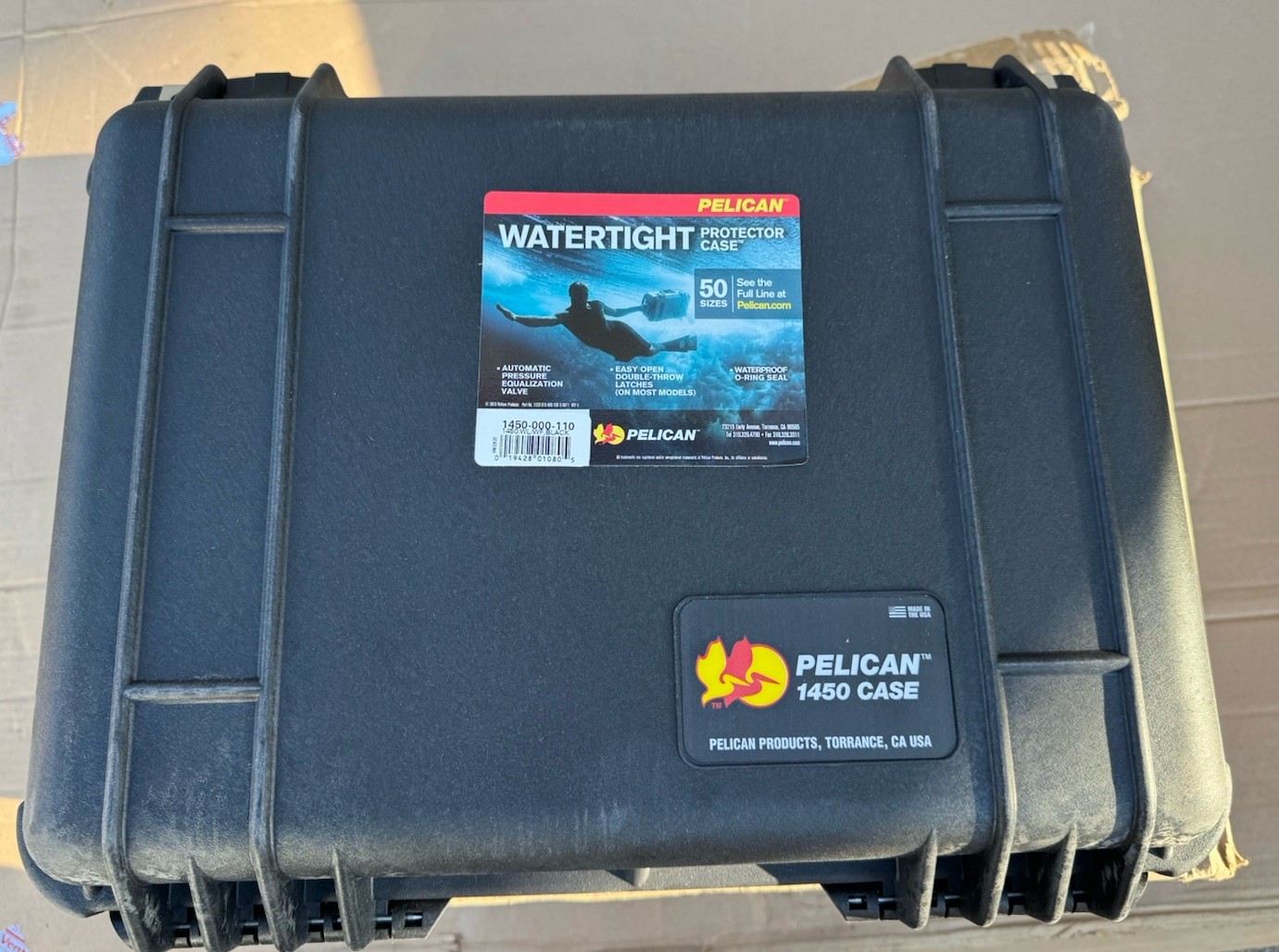 [NEW] (1450-000-110) Pelican 1450 Black Hard Case - With Foam, Black