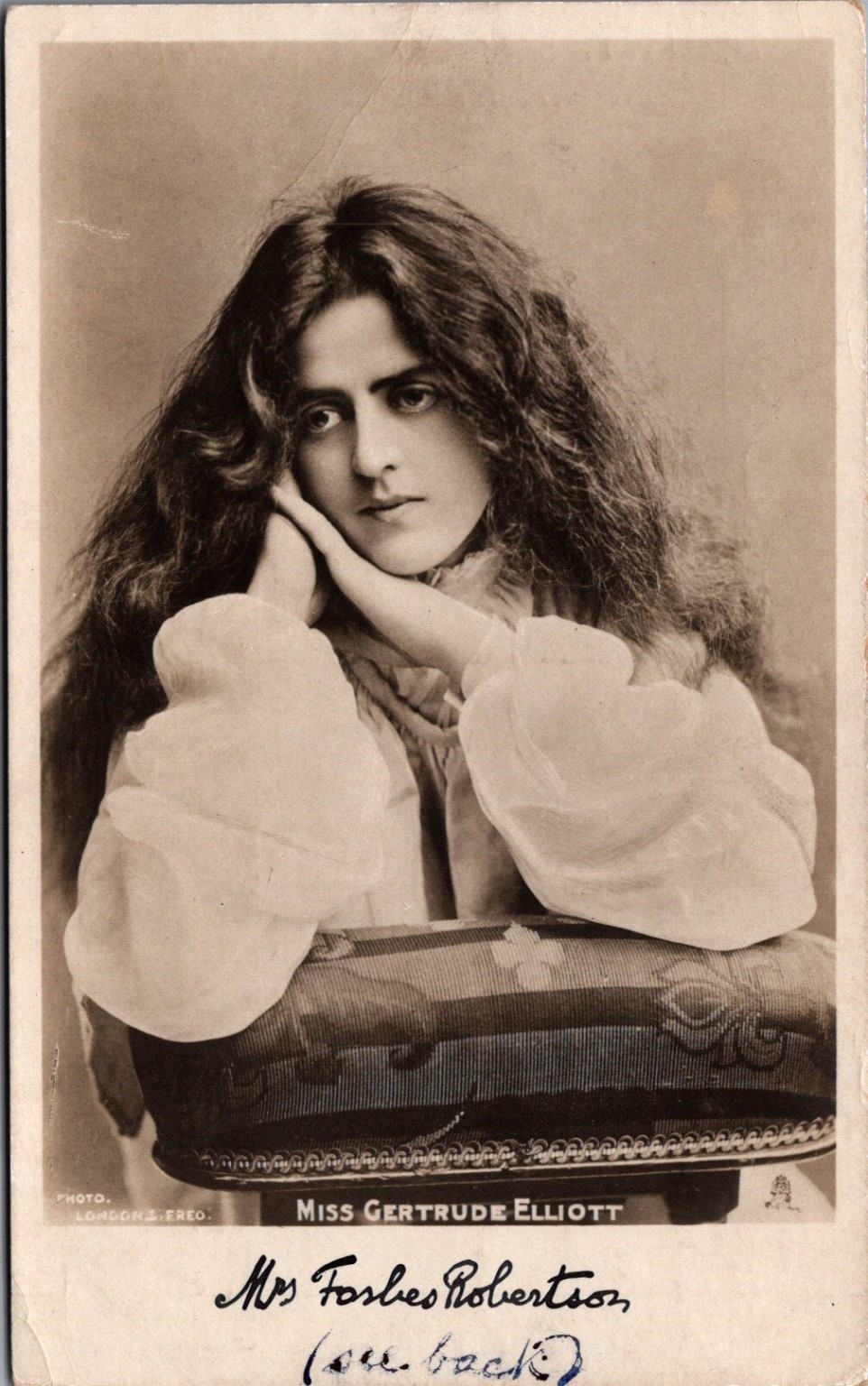 Miss Gertrude Elliott Mrs Forbes Robertson Real Photo RPPC Postcard 1900s