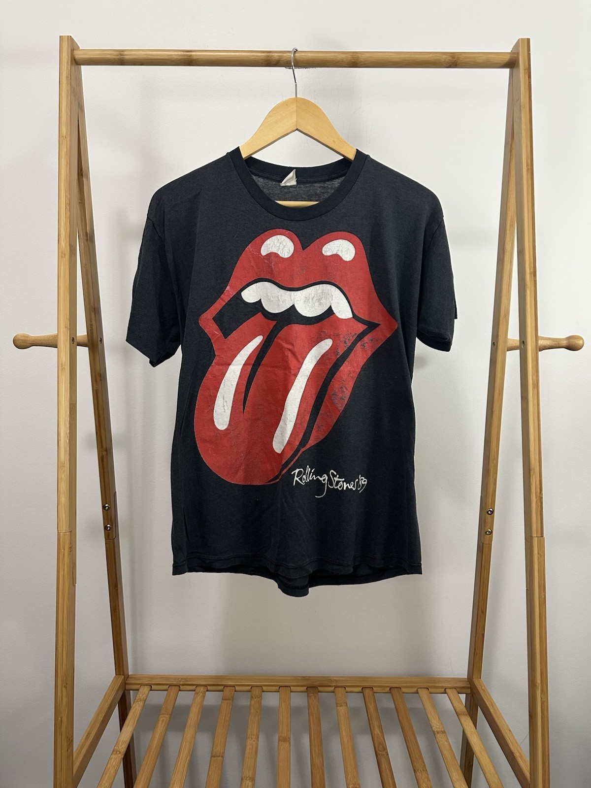 RARE VTG 1989 Rolling Stones Steel Wheels Burnout Paper Thin Tour T-Shirt Size L