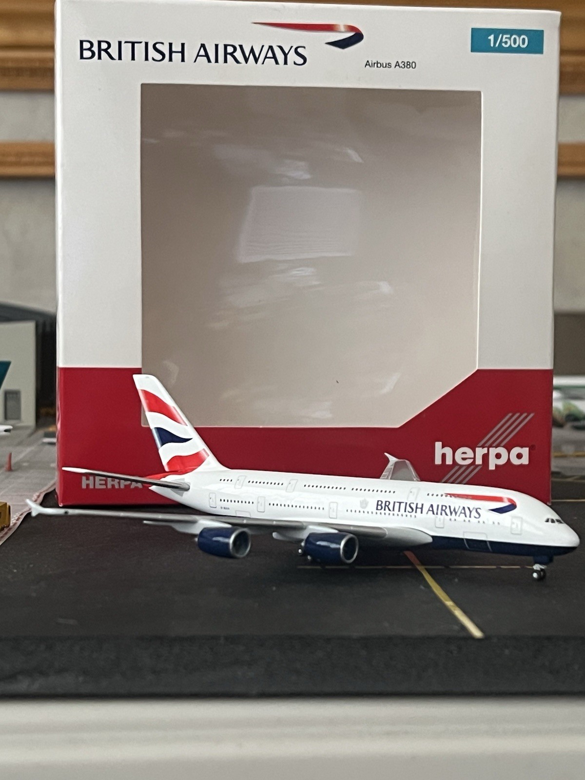 British Airways Airbus A380 G-XLEA Herpa 1:500.