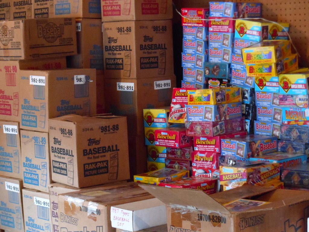 Unopened Vintage Baseball Card Packs From Estate Sale 300 Cards Per Lot MANTLE