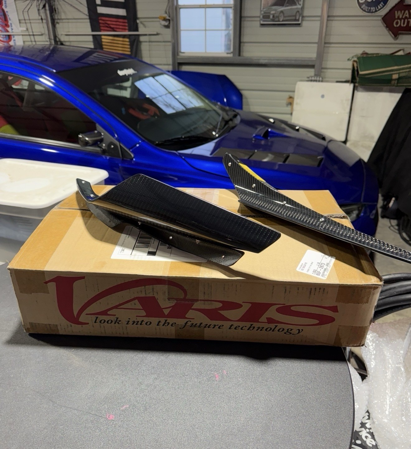 VARIS HYPER DOUBLE CANARD SET (FOR ‘09 VARIS BUMPER VER.1) FOR CZ4A MITSUBISHI