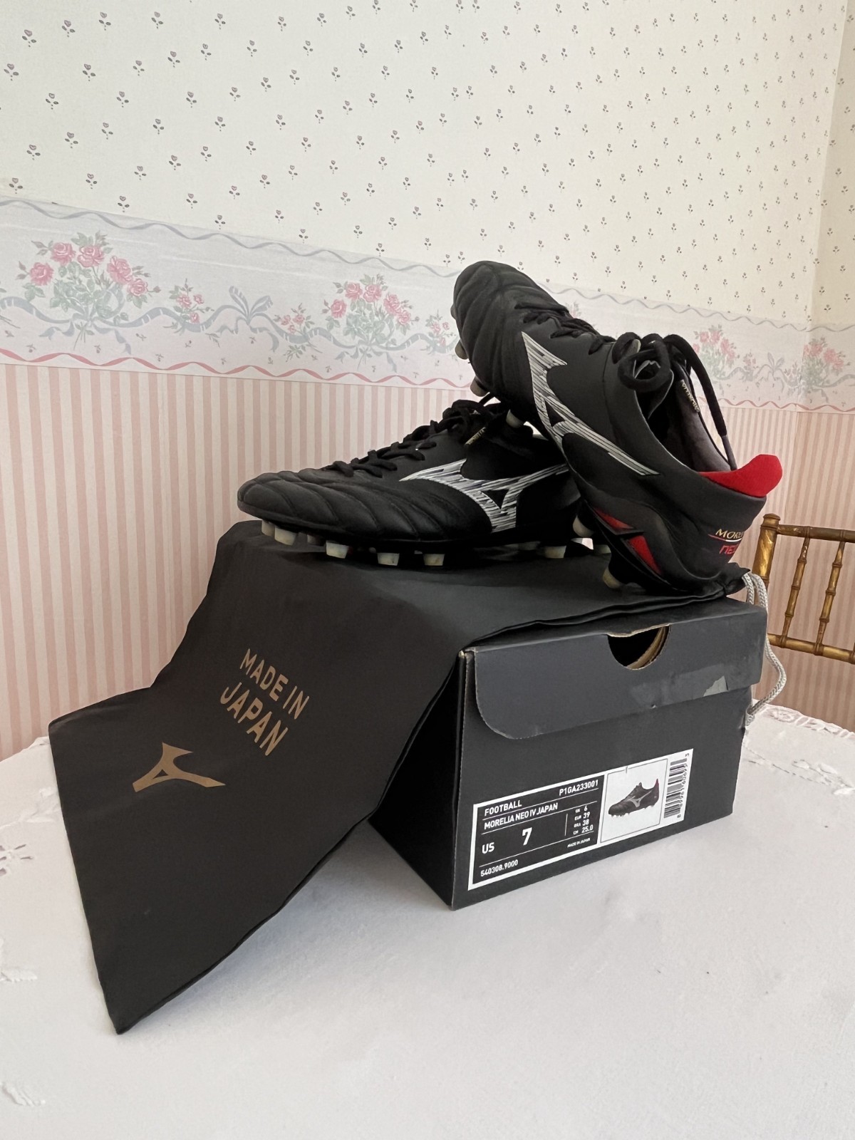 Mizuno MORELIA NEO black Made in Japan soccer cleats US size 7