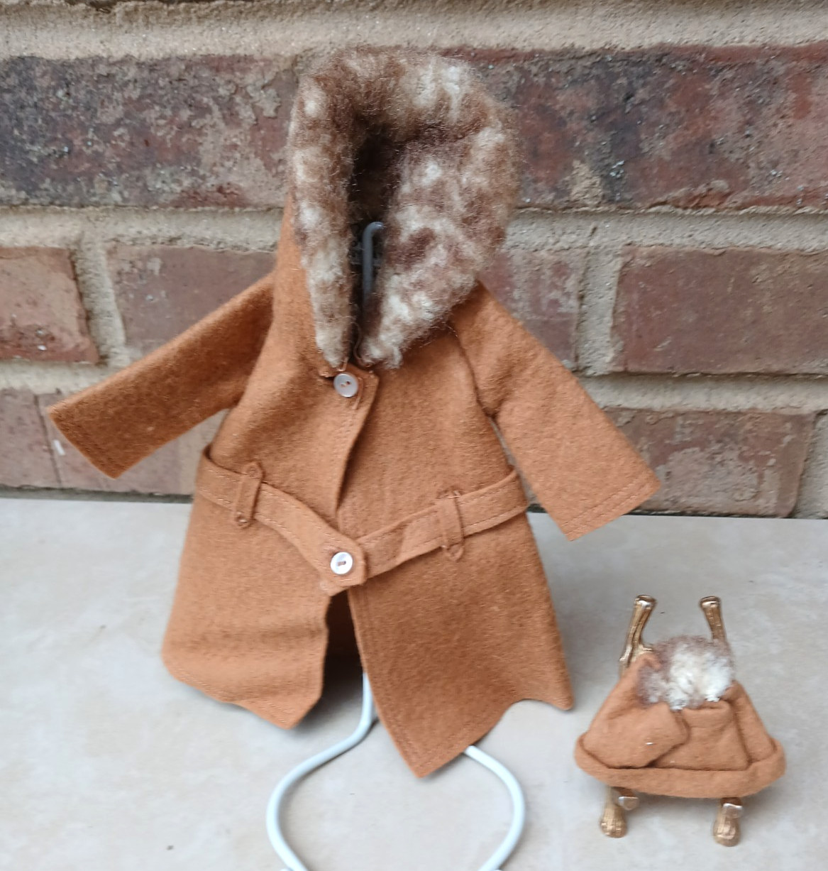 Vtg 1964 Mattel Barbie doll Coat Hat & Belt outfit-Barbie It\'s Cold Outside #819