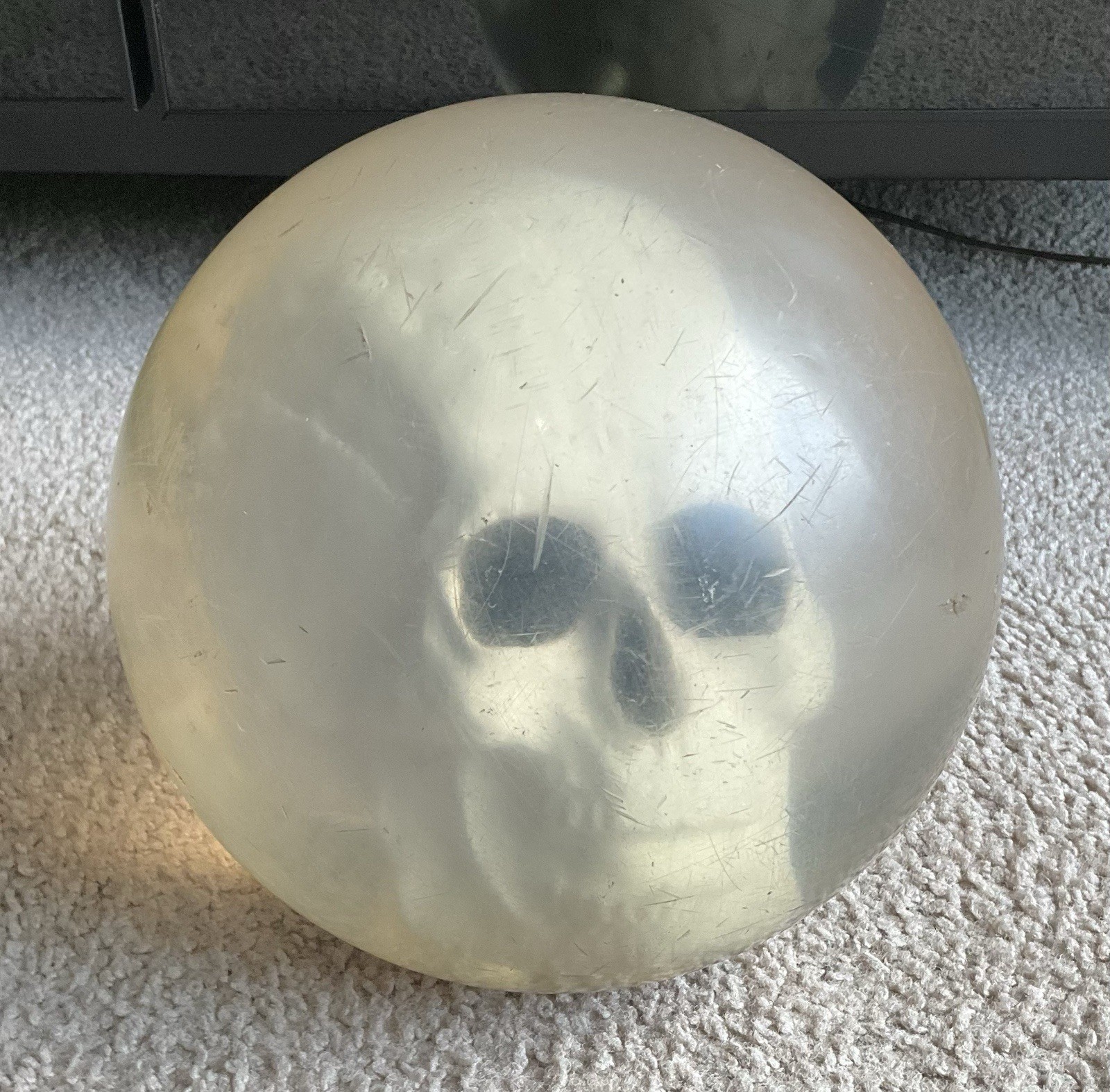 Vintage Ebonite 12E0230 Skull Bowling Ball 16lb
