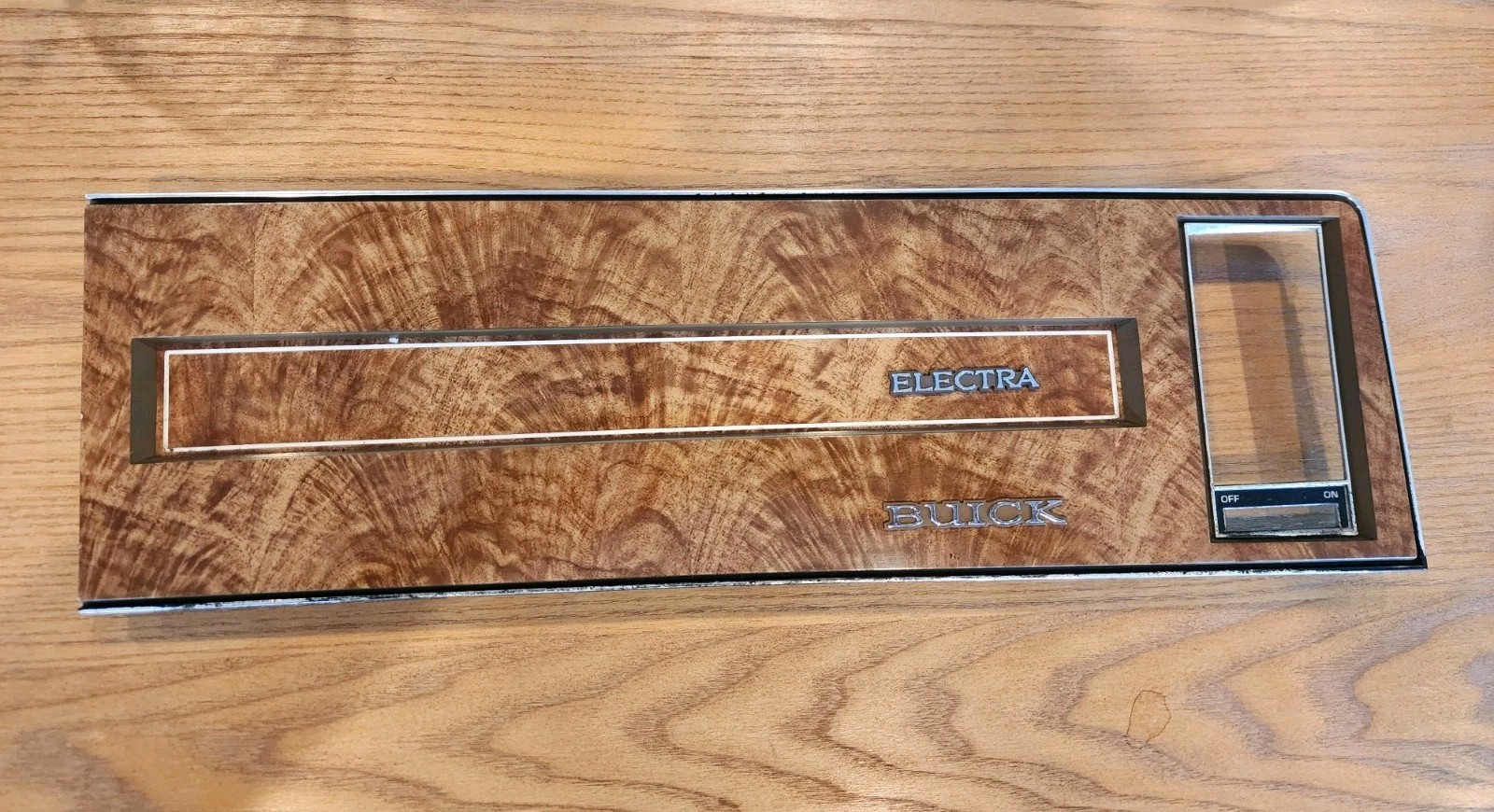 1980-1990 Buick Electra Park Ave RWD Estate Right Side Dash Bezel Woodgrain