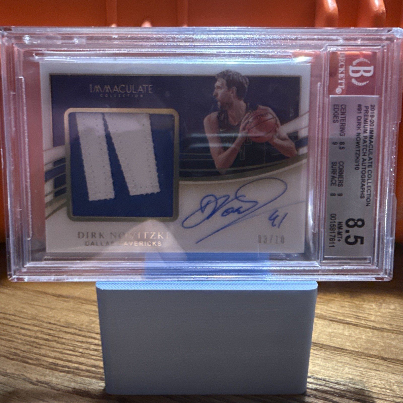 DIRK NOWITZKI 2019-20 IMMACULATE PREMIUM PATCH GOLD AUTO /10 - BGS 8.5