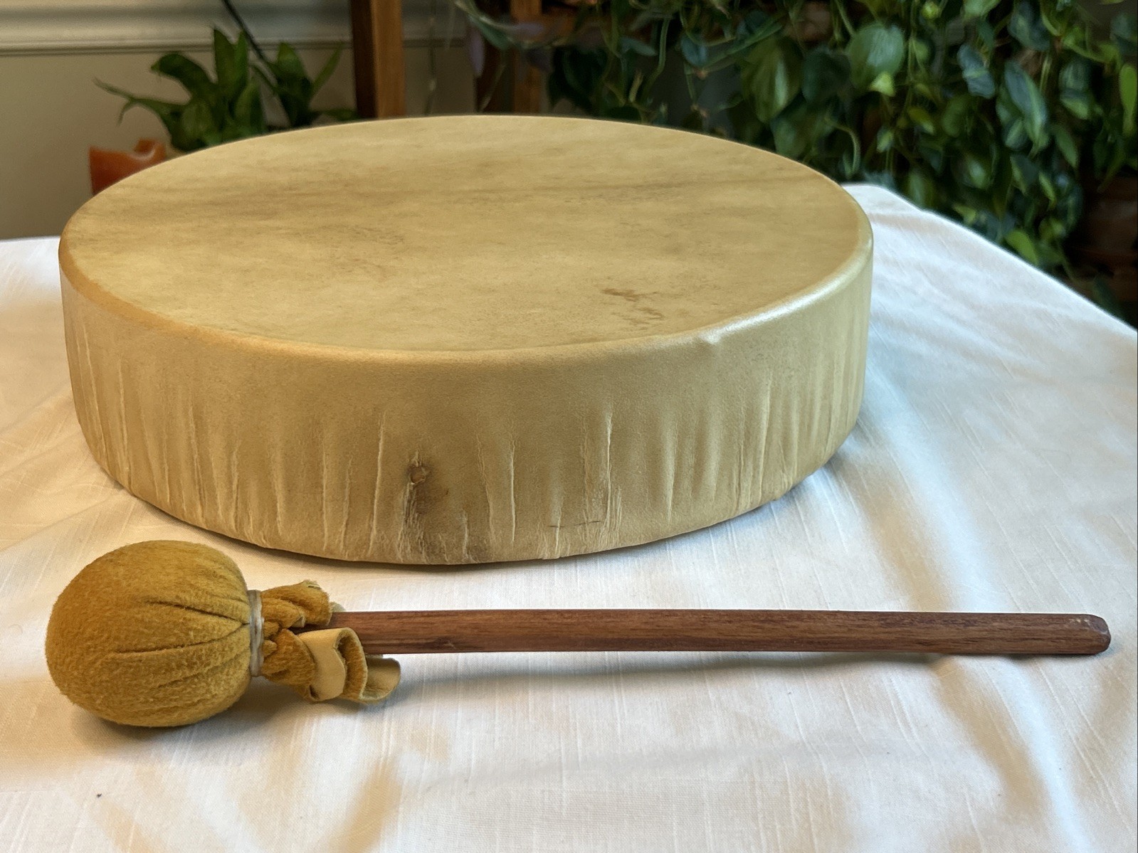 Vintage Native American Rawhide Shamanic Drum w/Beater 12 5/8