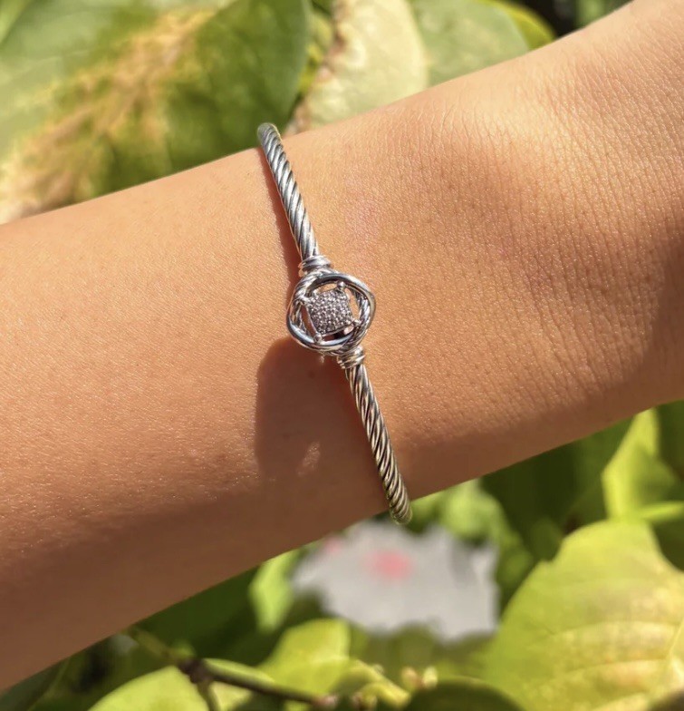 David Yurman Infinity Bracelet In Sterling Silver With .05 Pave Diamond Clasp