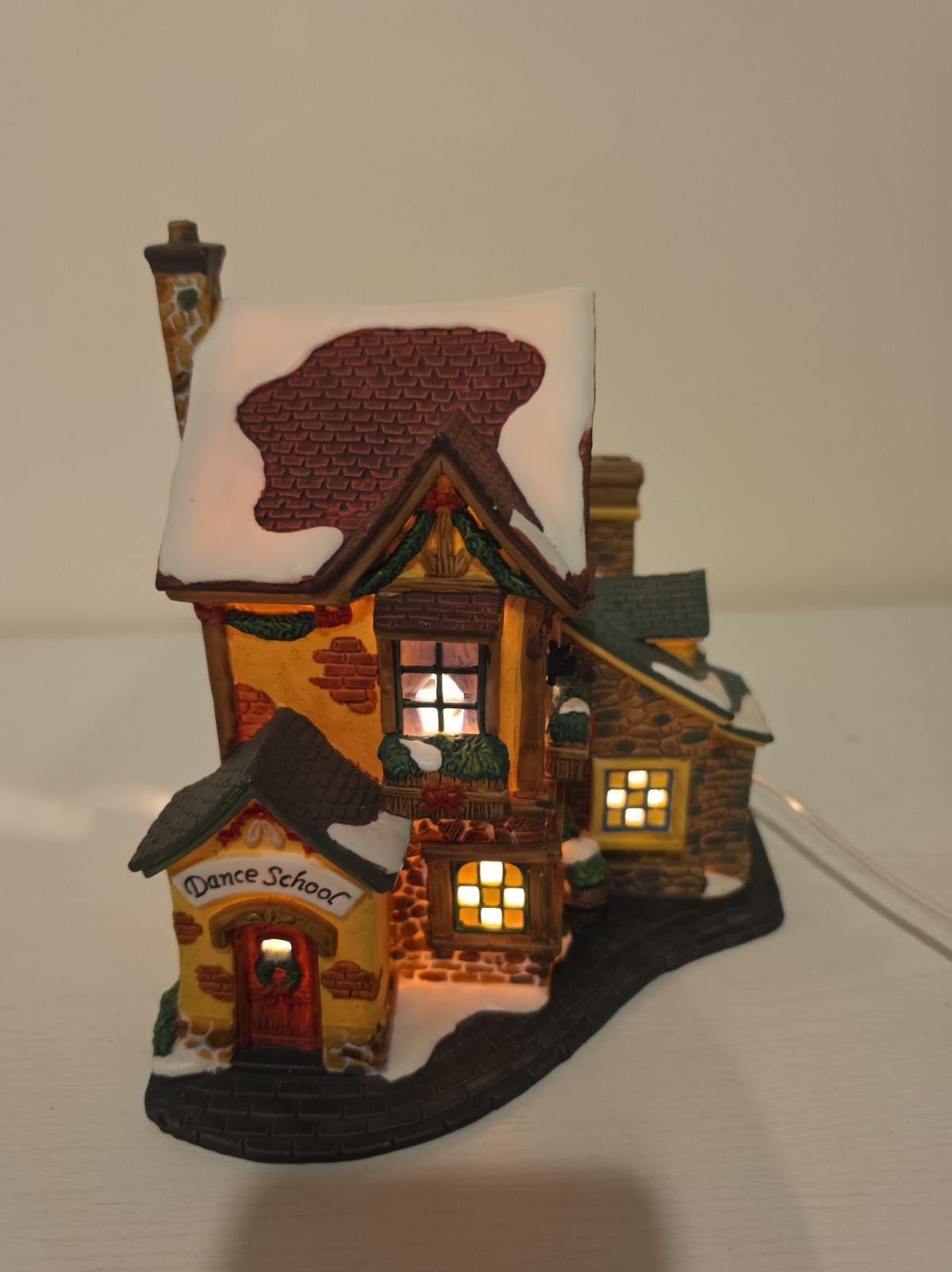 Santa\'s Workbench Dancing Sugar Plums Porcelain Lighted Christmas Village House Santa\'s Workbench Dancing Sugar Plums Porcelain Lighted Christmas Village House