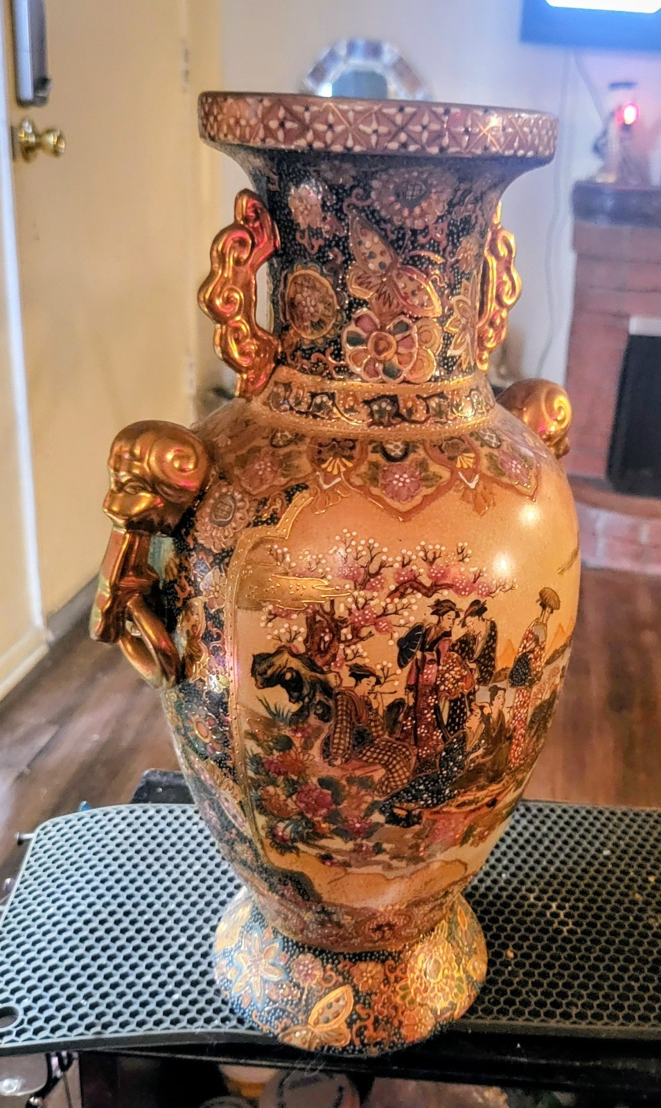 Rare Massive Japanese Satsuma Vase Gilded Gold 23 ” Tall Rare Massive Japanese Satsuma Vase Gilded Gold 23 ” Tall