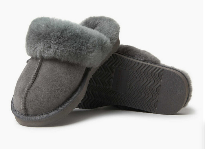 Dearfoams DLuxe Sydney Genuine Shearling Slippers Women Size 7 Gray Fireside New